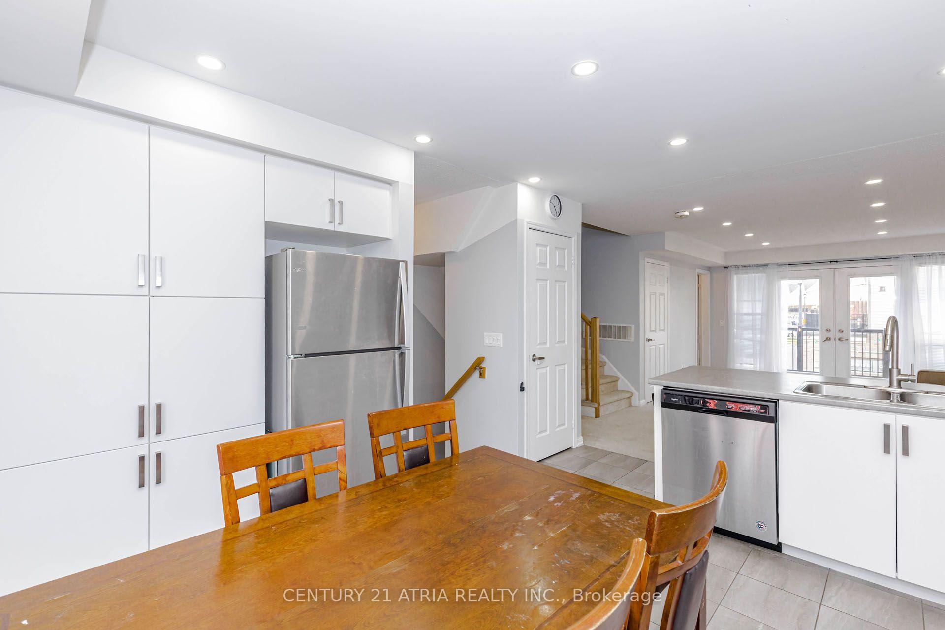 Photo 11 of Unit 72, 1 Beckenrose Court, Brampton, Bram West — HOMEH