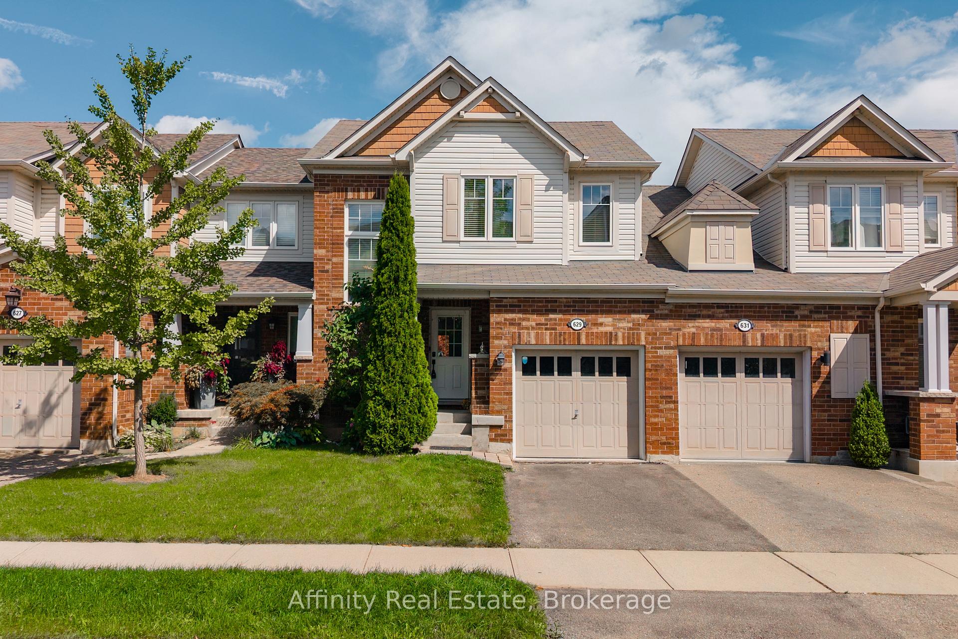 Photo of 629 Gervais Terrace