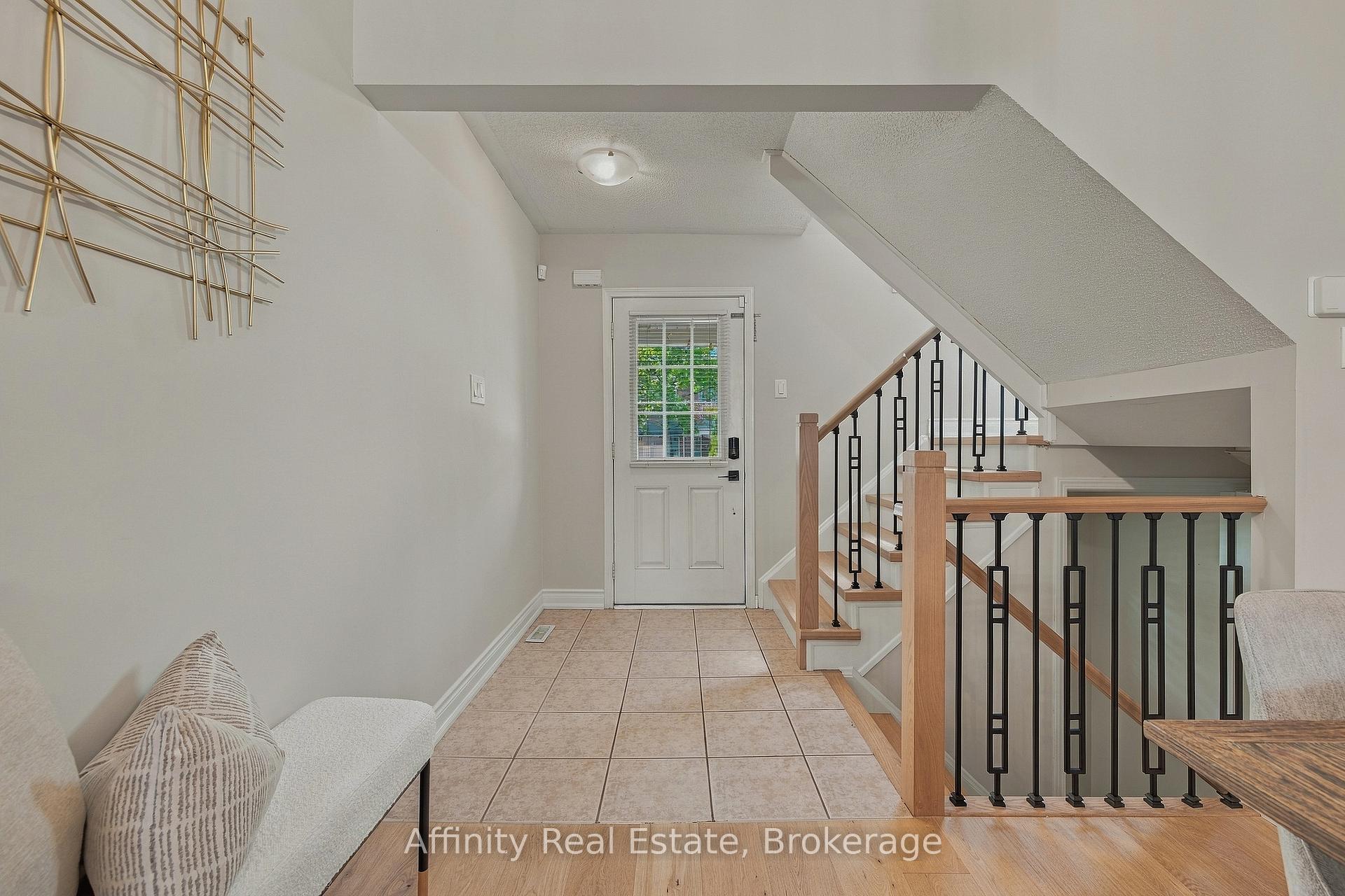 Photo 3 of 629 Gervais Terrace, Milton, Coates — HOMEH