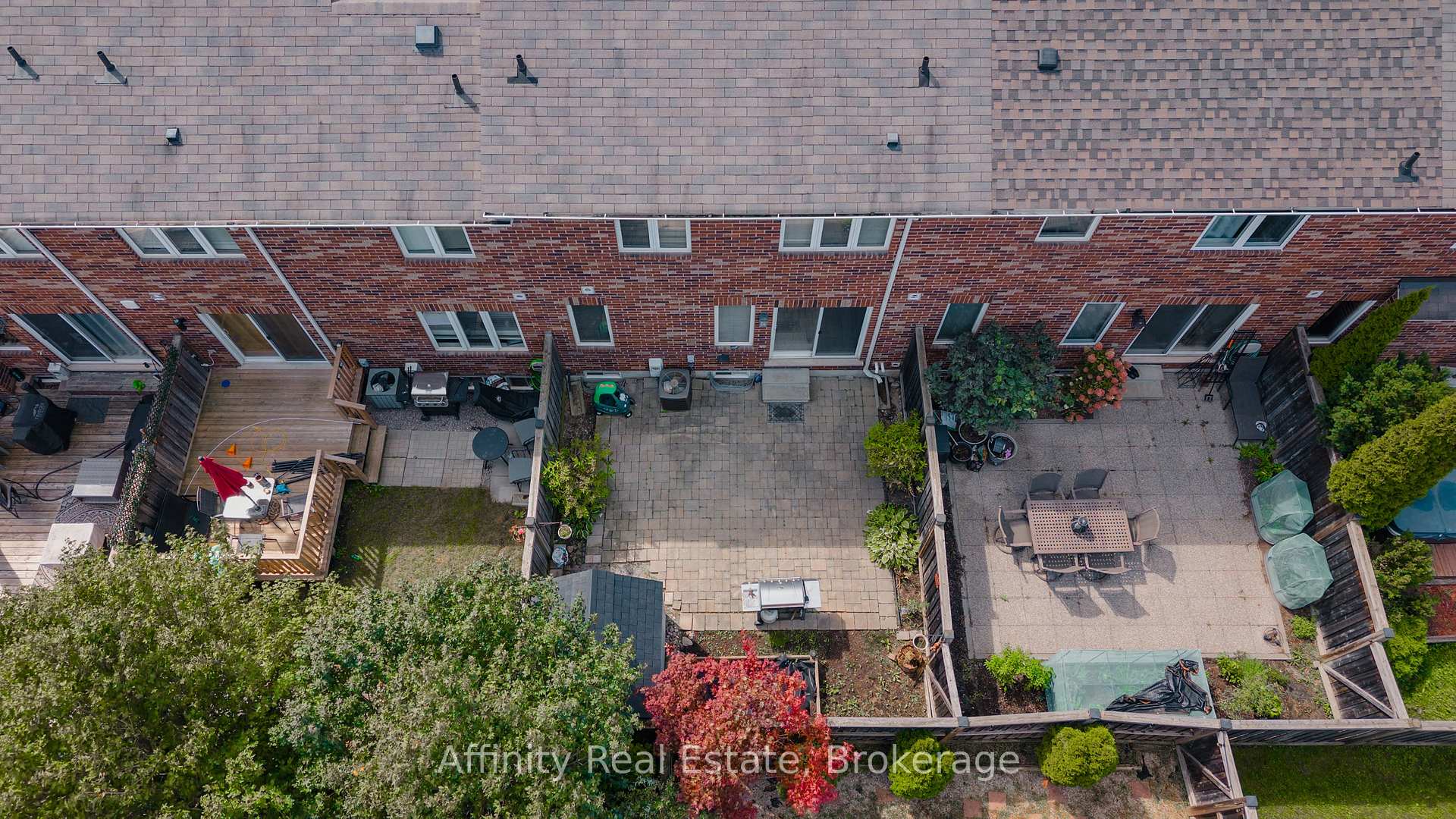 Photo 35 of 629 Gervais Terrace, Milton, Coates — HOMEH