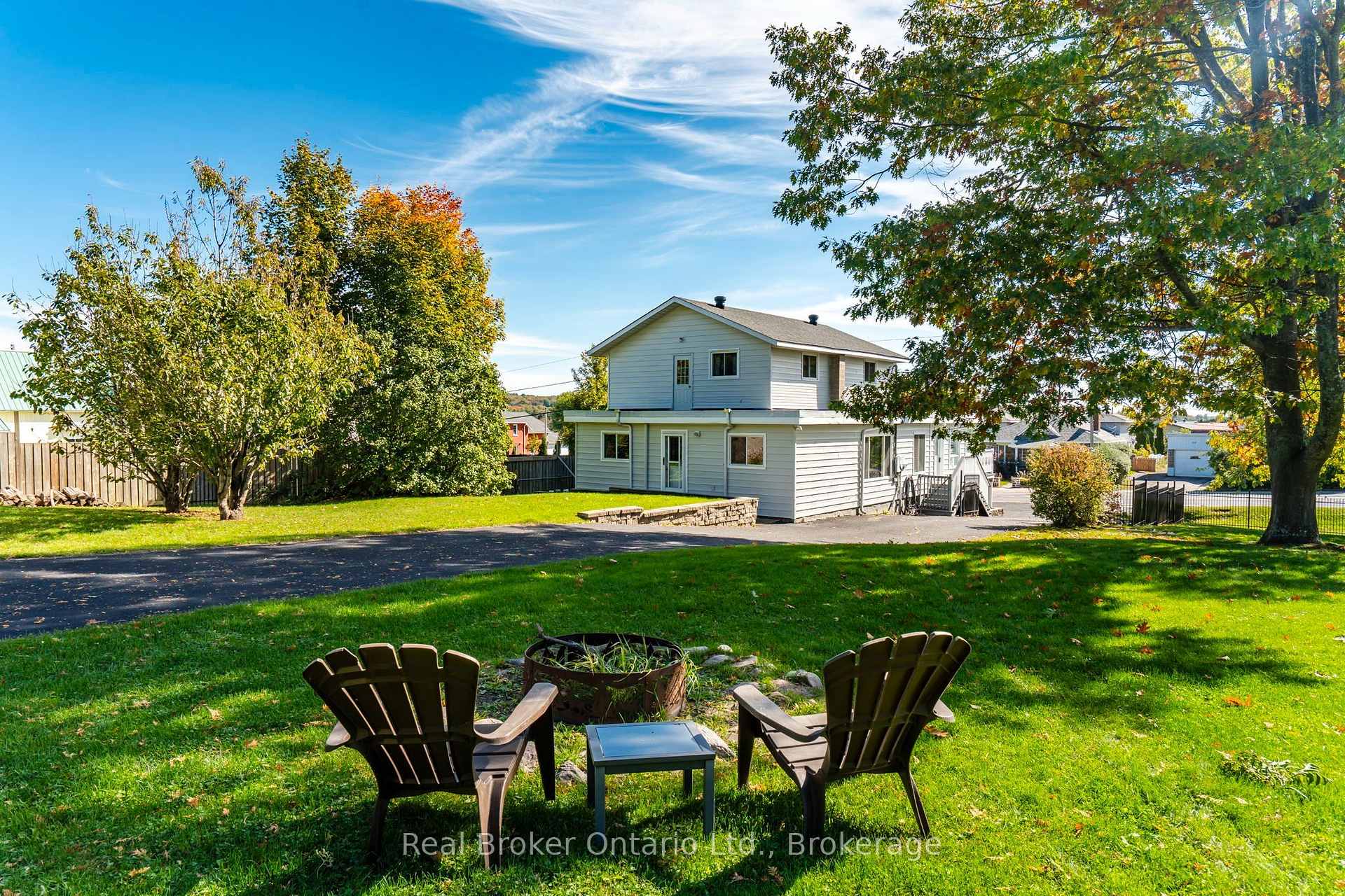 Photo 29 of 320 Lafontaine Road W, Tiny, Rural Tiny — HOMEH