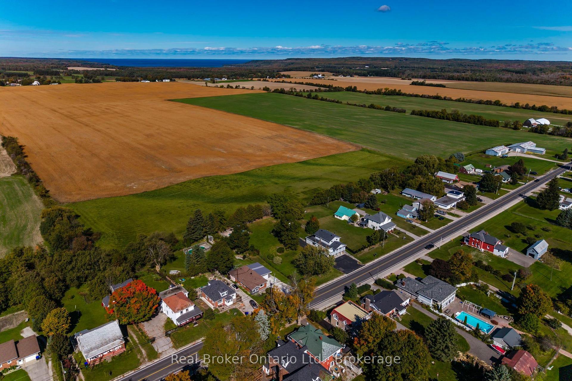Photo 41 of 320 Lafontaine Road W, Tiny, Rural Tiny — HOMEH