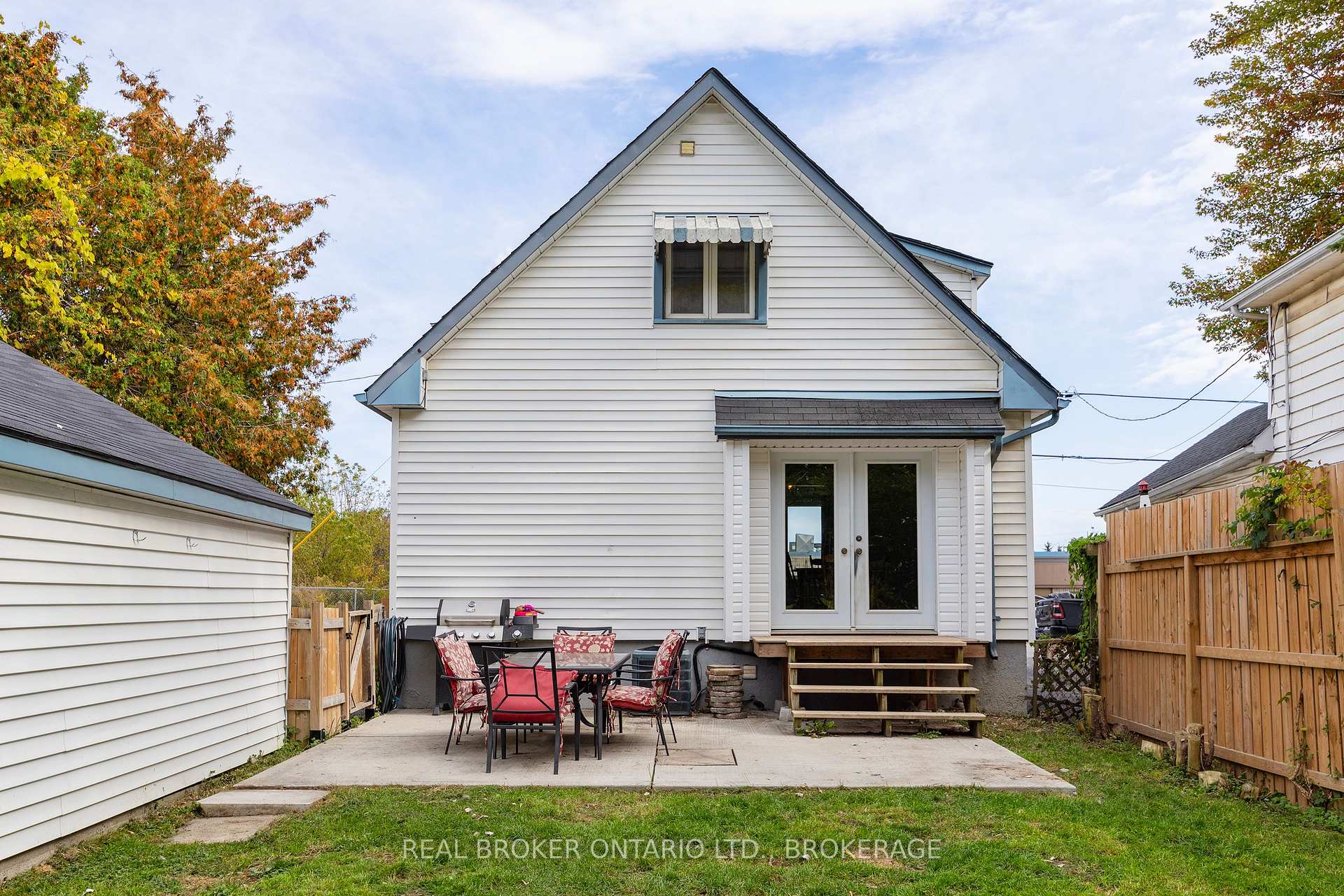 Photo 32 of 657 Collins Bay Road, Kingston, South of Taylor-Kidd Blvd — HOMEH