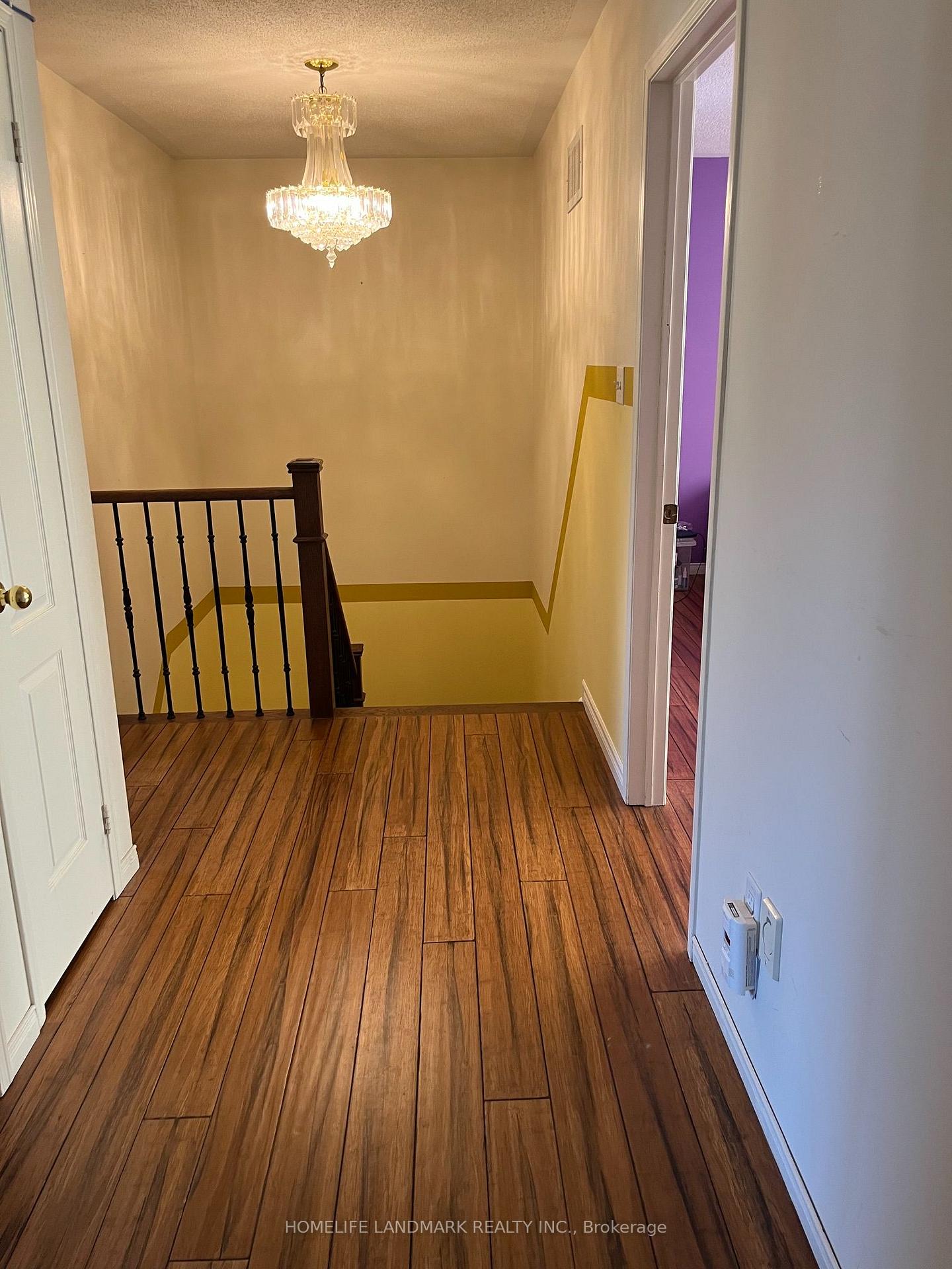 Photo 17 of 24 Gwilliam Lane, Aurora, Bayview Northeast — HOMEH