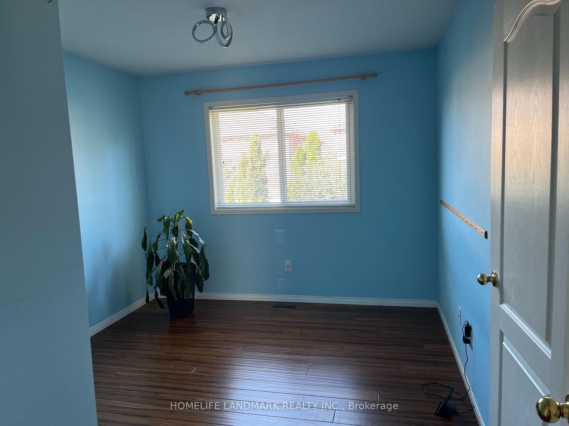 Photo 19 of 24 Gwilliam Lane, Aurora, Bayview Northeast — HOMEH