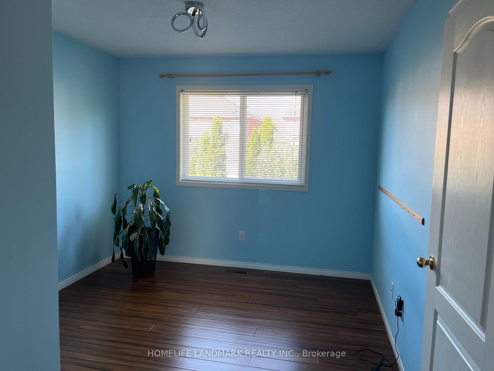 Photo 27 of 24 Gwilliam Lane, Aurora, Bayview Northeast — HOMEH