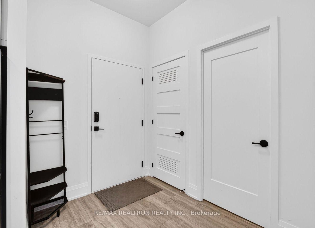 Photo 4 of Unit 128, 415 SeaRay Avenue, Innisfil, Rural Innisfil — HOMEH