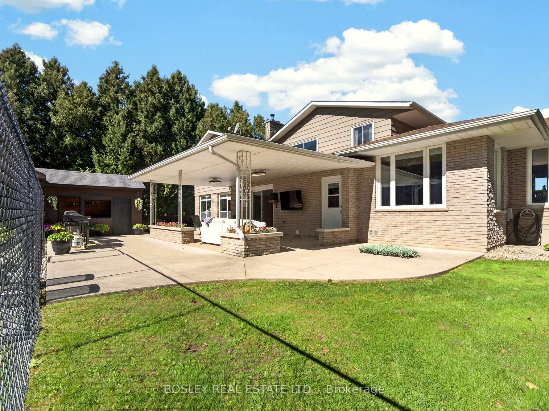 Photo 38 of 1676 Second Avenue, St. Catharines, Rural Fourth — HOMEH