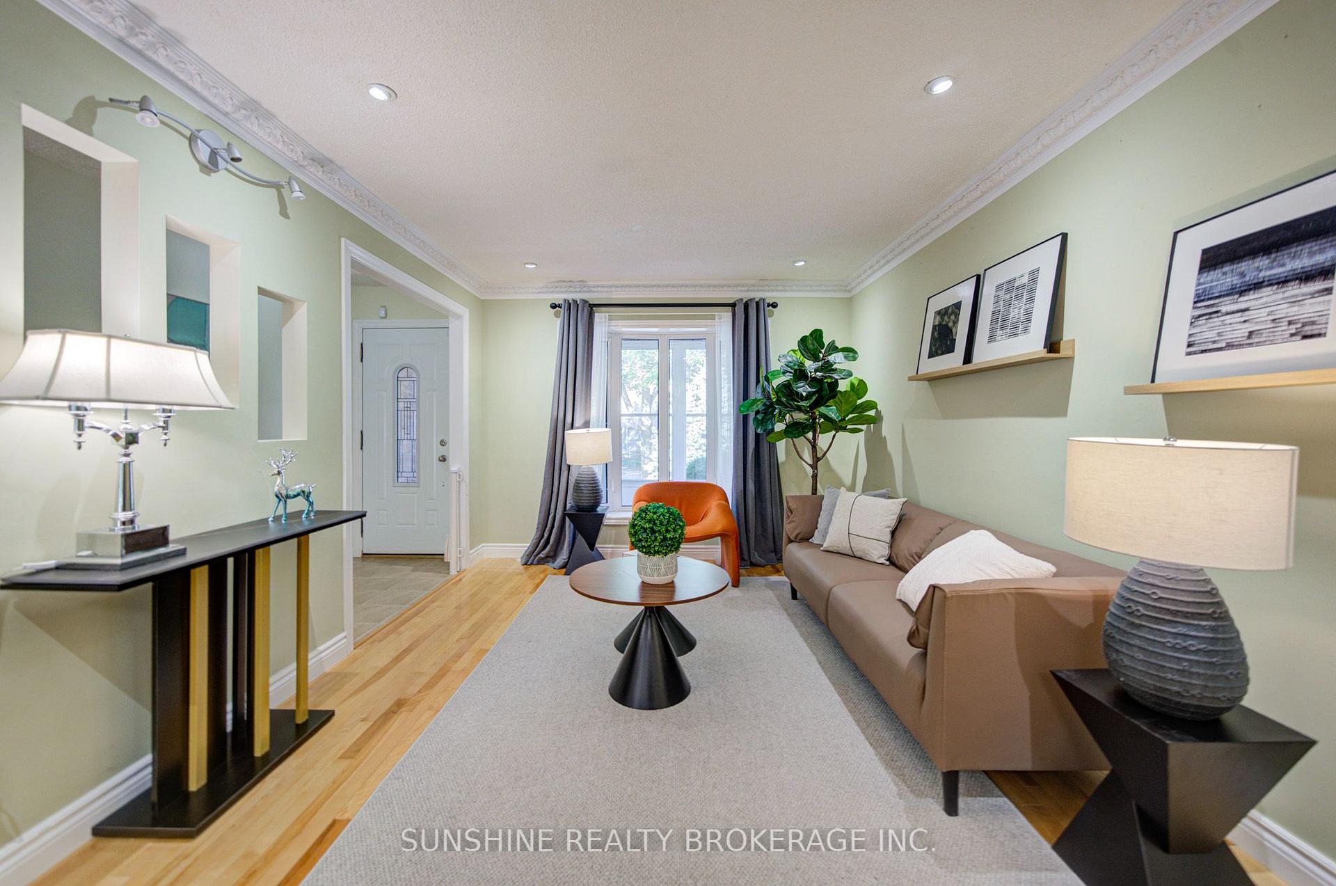 Photo 6 of 53 Vanessa Road, Markham, Markville — HOMEH