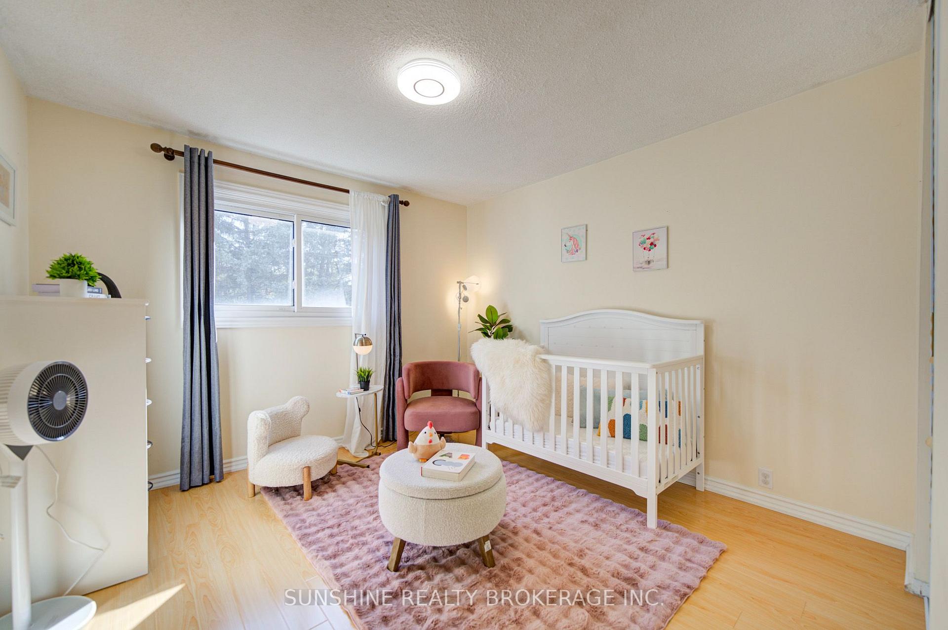 Photo 18 of 53 Vanessa Road, Markham, Markville — HOMEH