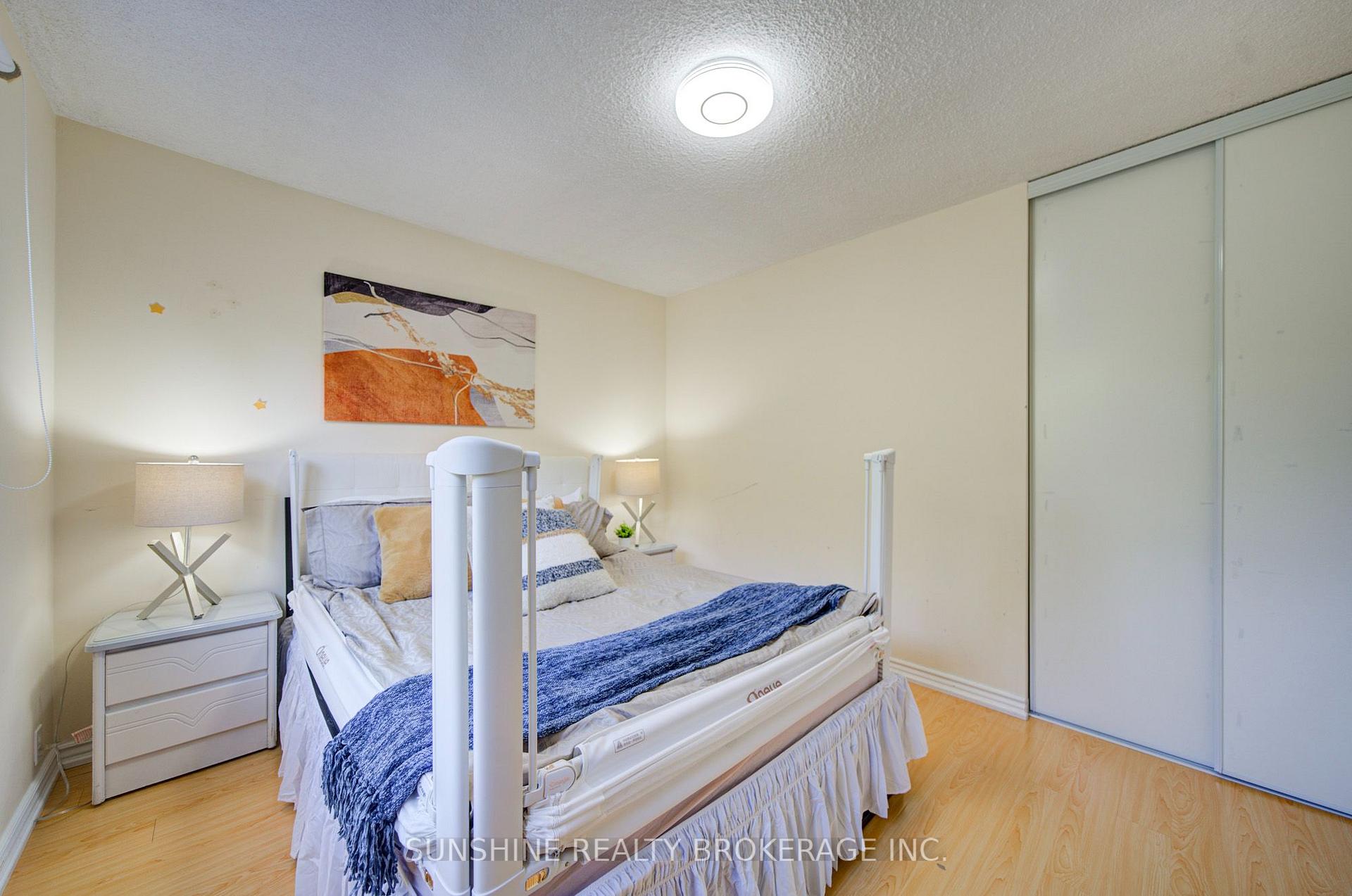 Photo 24 of 53 Vanessa Road, Markham, Markville — HOMEH