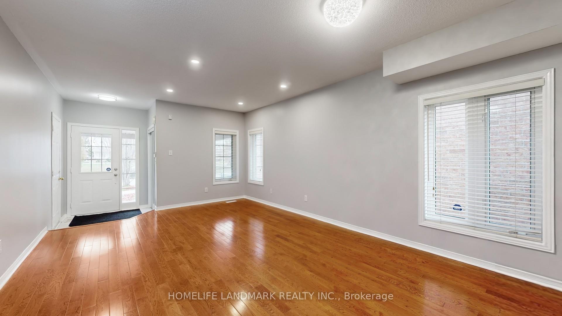 Photo 5 of 48 Outlook Terrace Drive, Markham, Greensborough — HOMEH