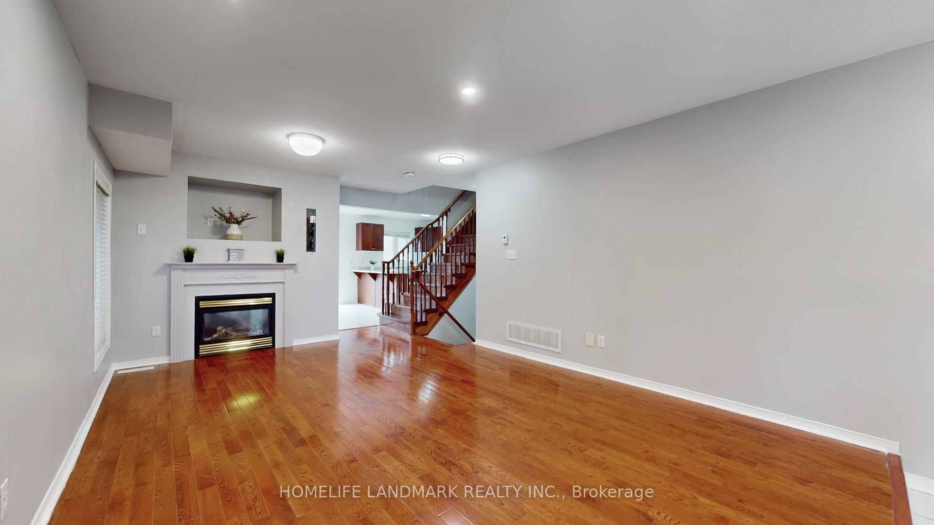 Photo 6 of 48 Outlook Terrace Drive, Markham, Greensborough — HOMEH