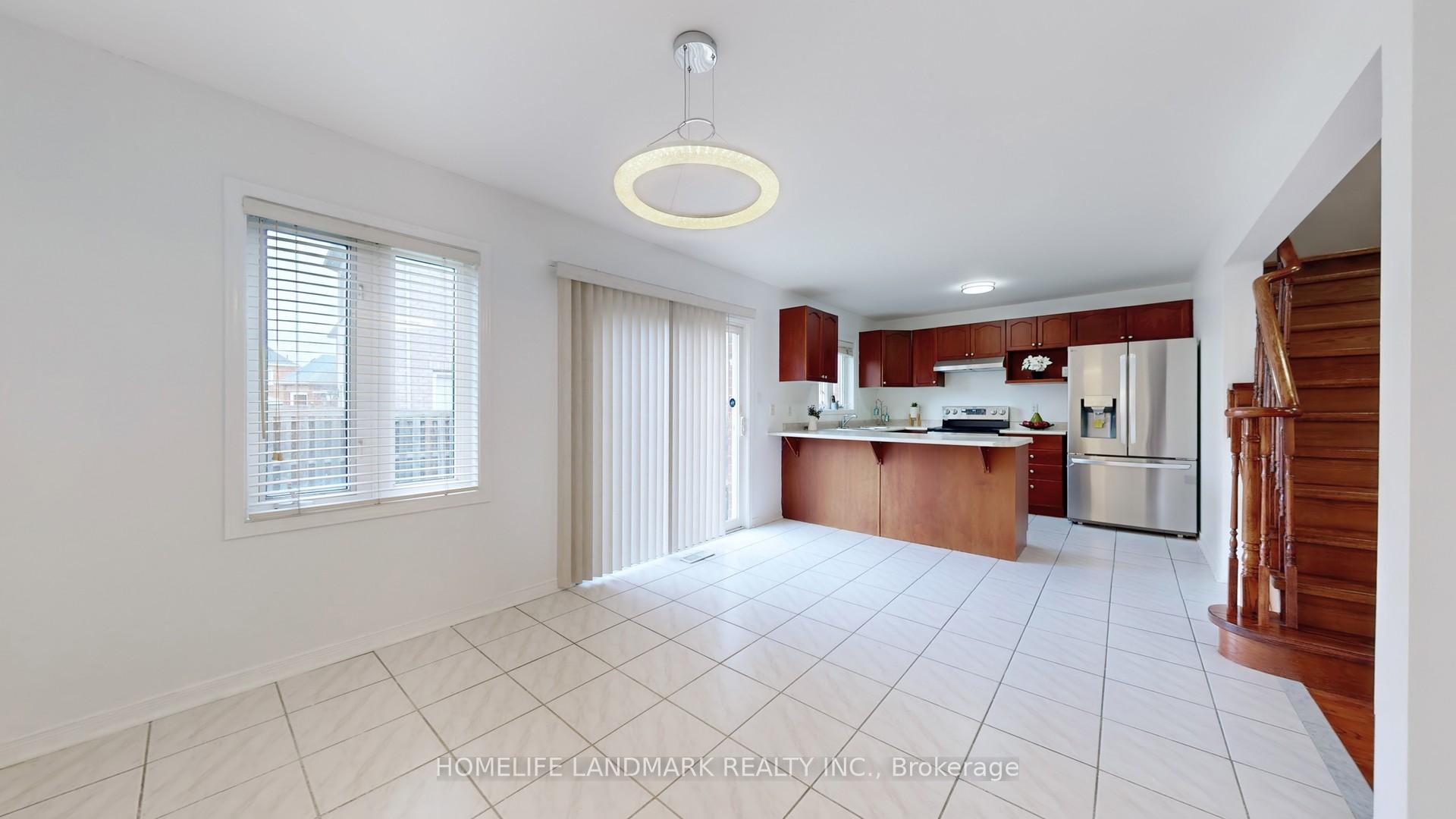 Photo 10 of 48 Outlook Terrace Drive, Markham, Greensborough — HOMEH