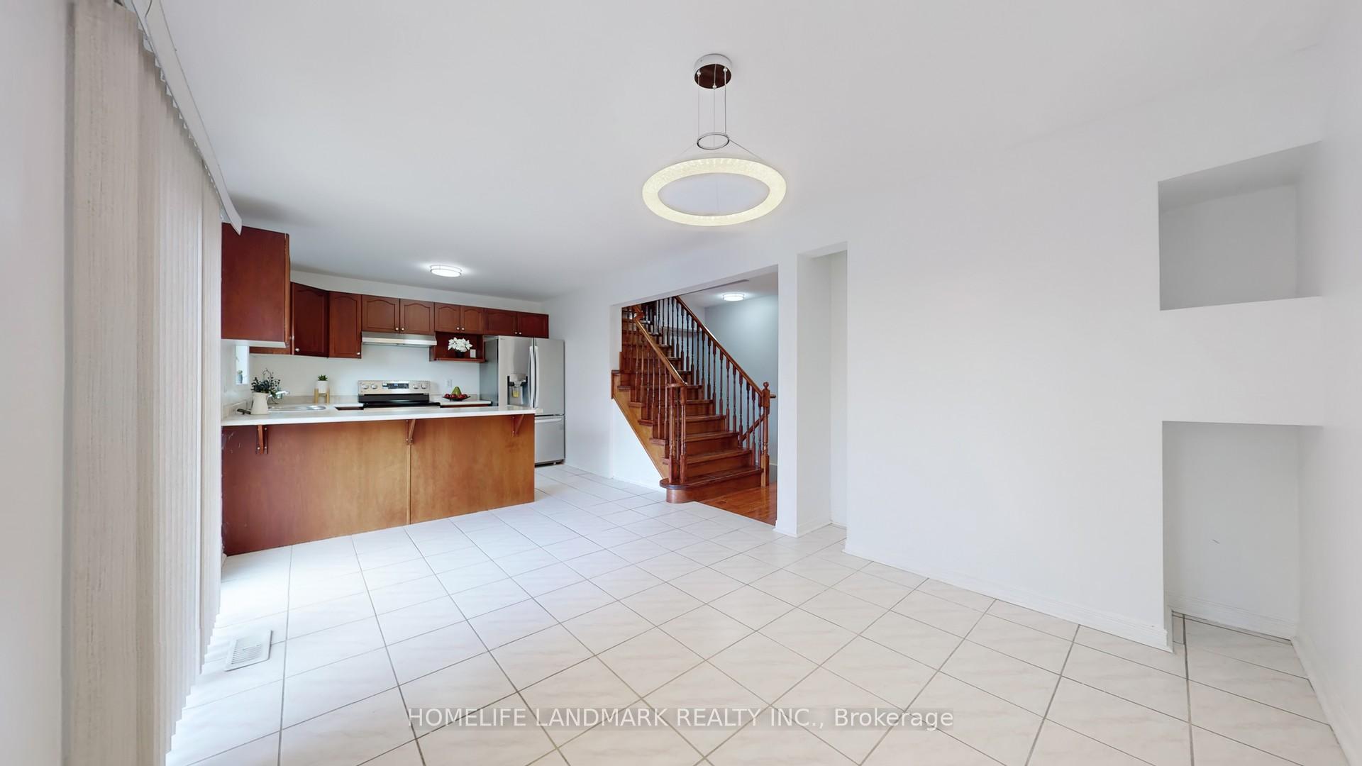 Photo 12 of 48 Outlook Terrace Drive, Markham, Greensborough — HOMEH