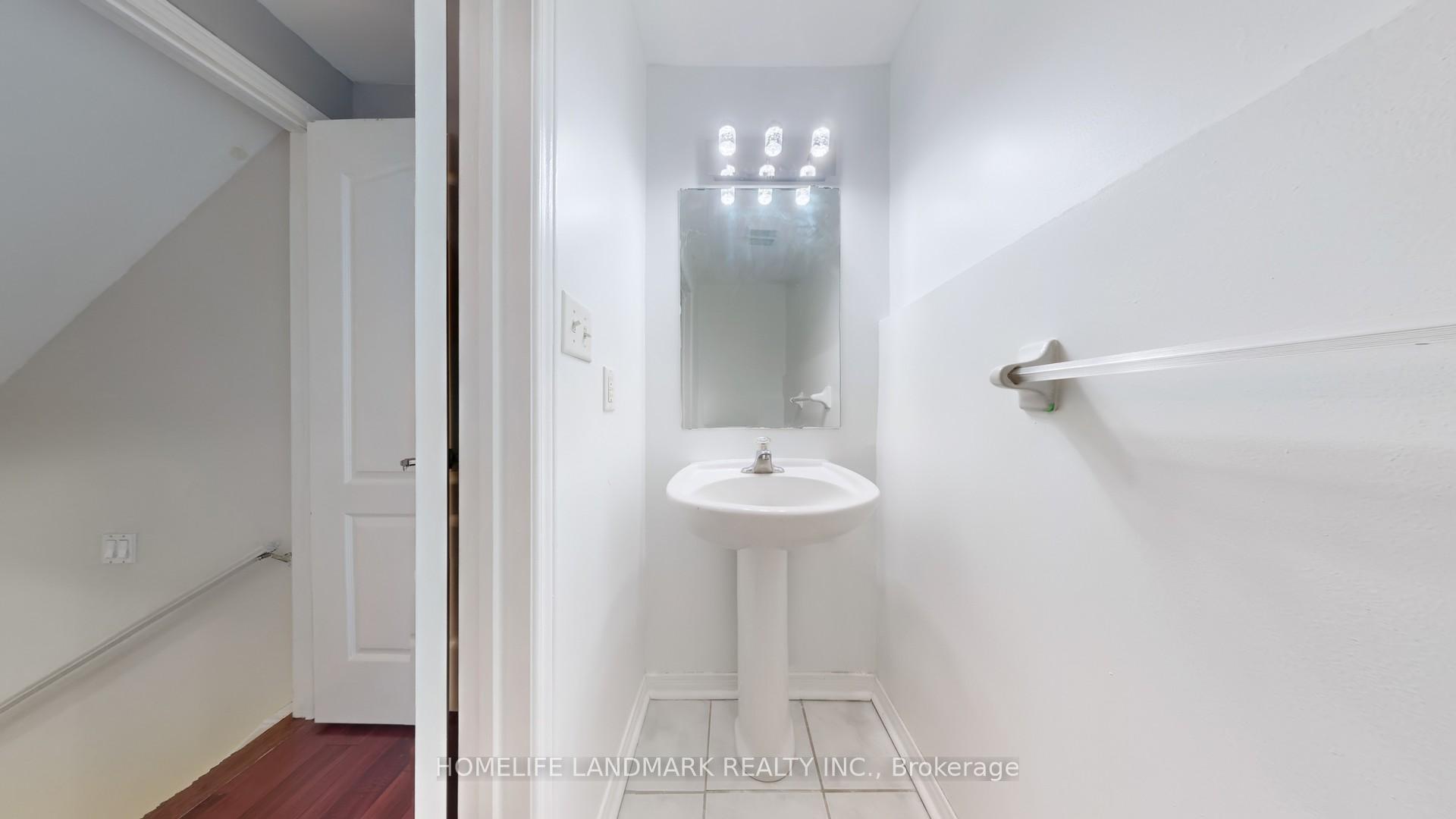 Photo 17 of 48 Outlook Terrace Drive, Markham, Greensborough — HOMEH