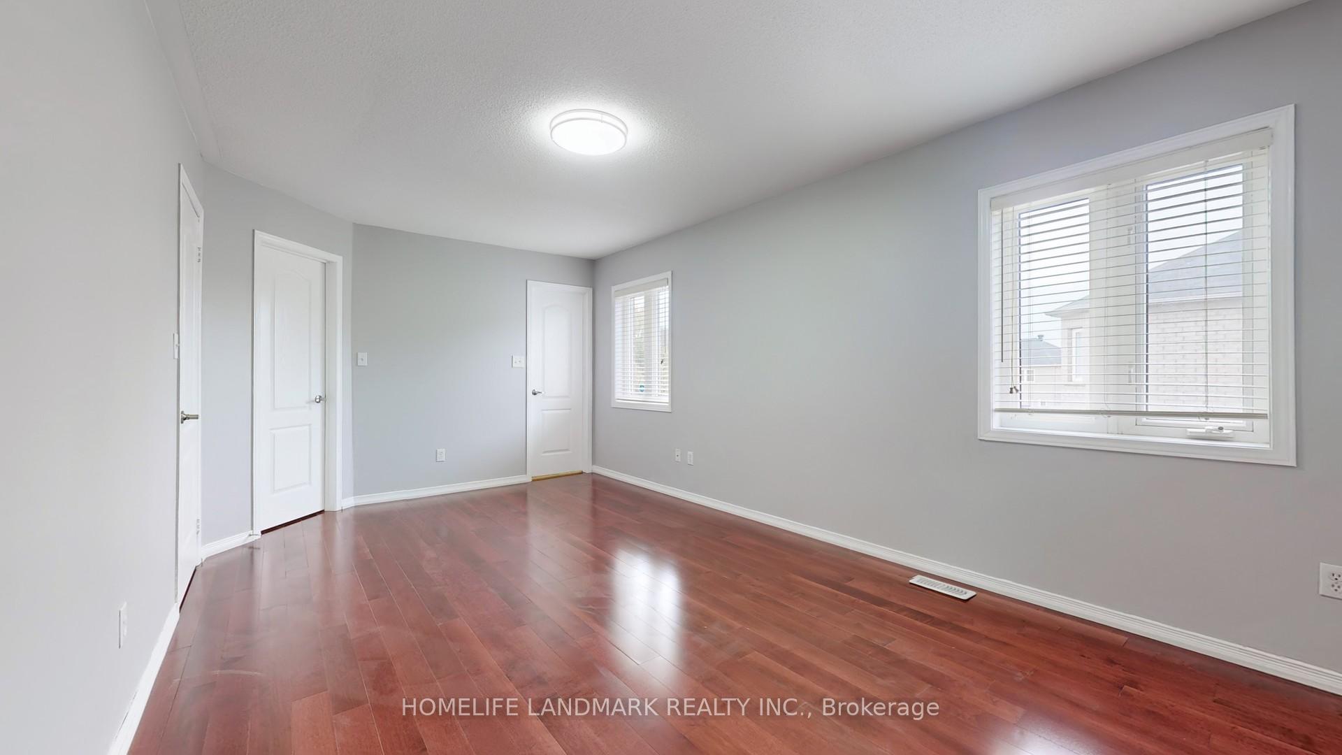 Photo 21 of 48 Outlook Terrace Drive, Markham, Greensborough — HOMEH