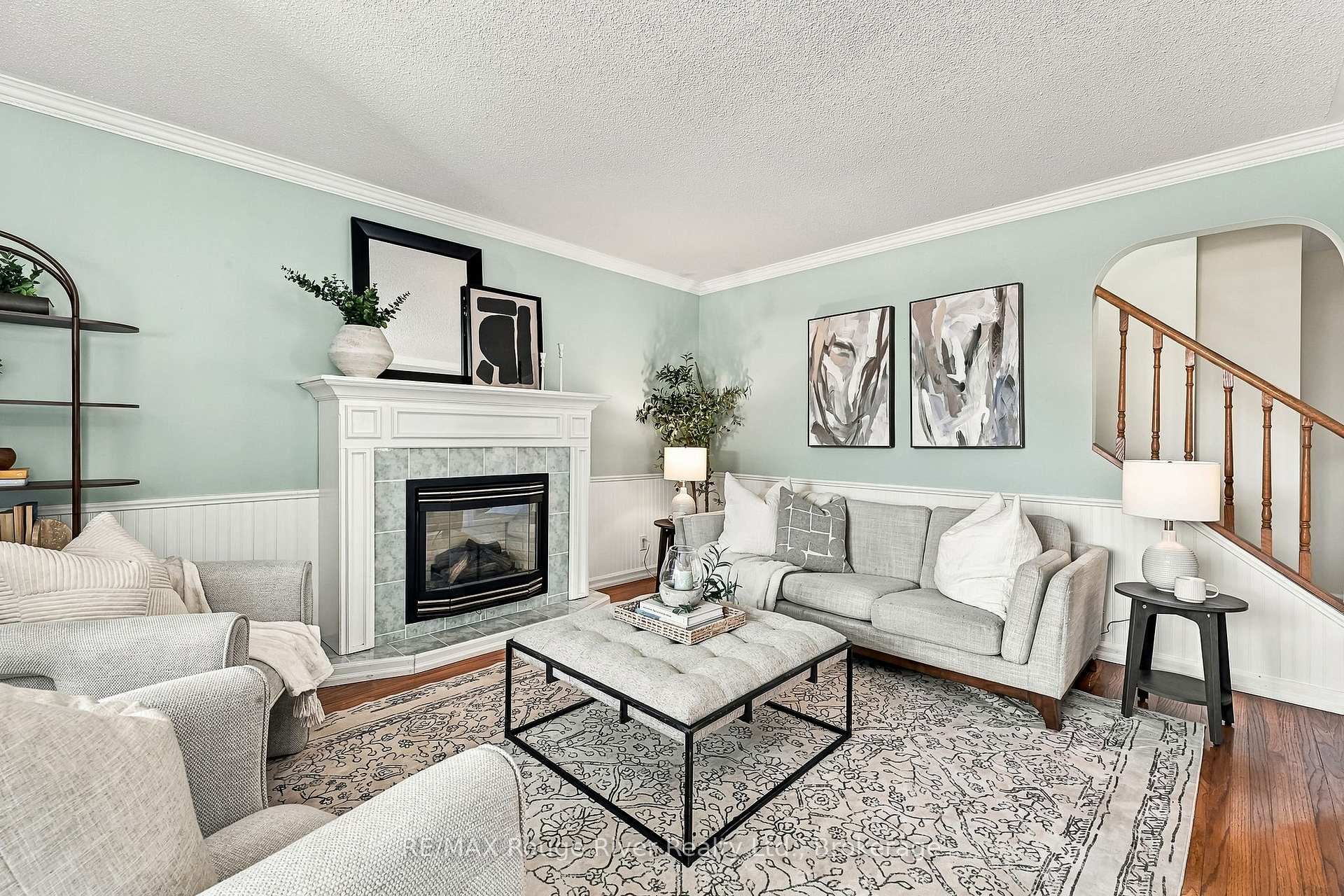 Photo 5 of 1116 Green Street, Whitby, Downtown Whitby — HOMEH