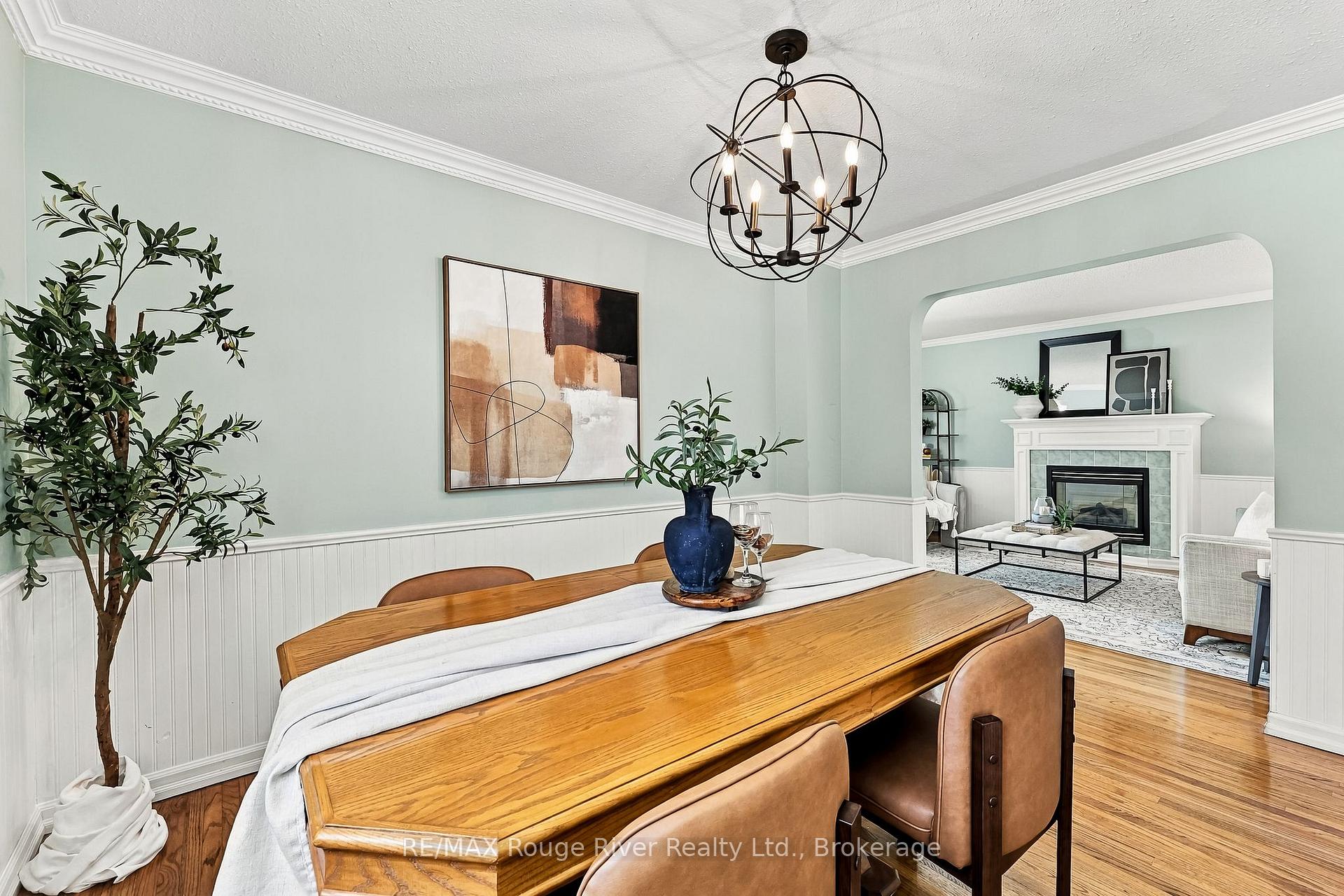 Photo 9 of 1116 Green Street, Whitby, Downtown Whitby — HOMEH