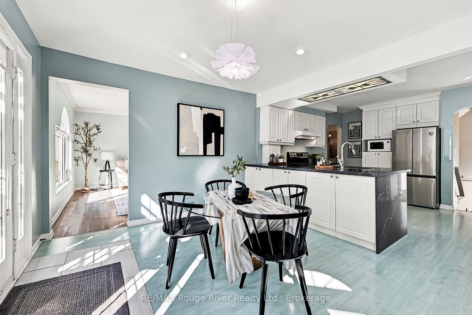 Photo 20 of 1116 Green Street, Whitby, Downtown Whitby — HOMEH