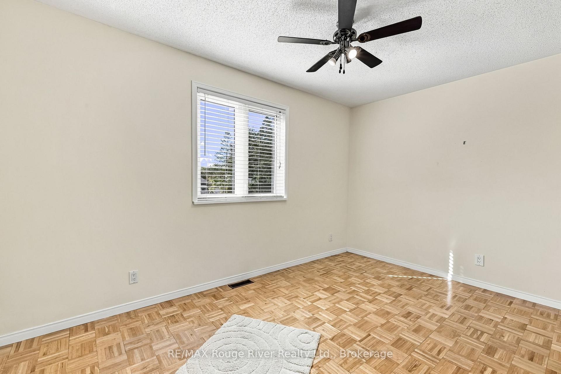 Photo 28 of 1116 Green Street, Whitby, Downtown Whitby — HOMEH