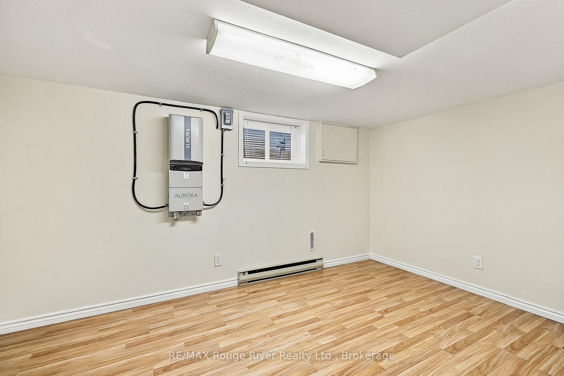 Photo 37 of 1116 Green Street, Whitby, Downtown Whitby — HOMEH