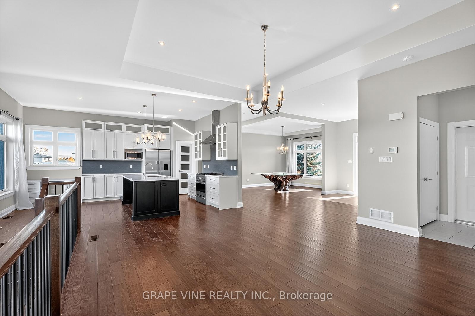 Photo 10 of 6835 Springrun Place, Ottawa, Greely — HOMEH