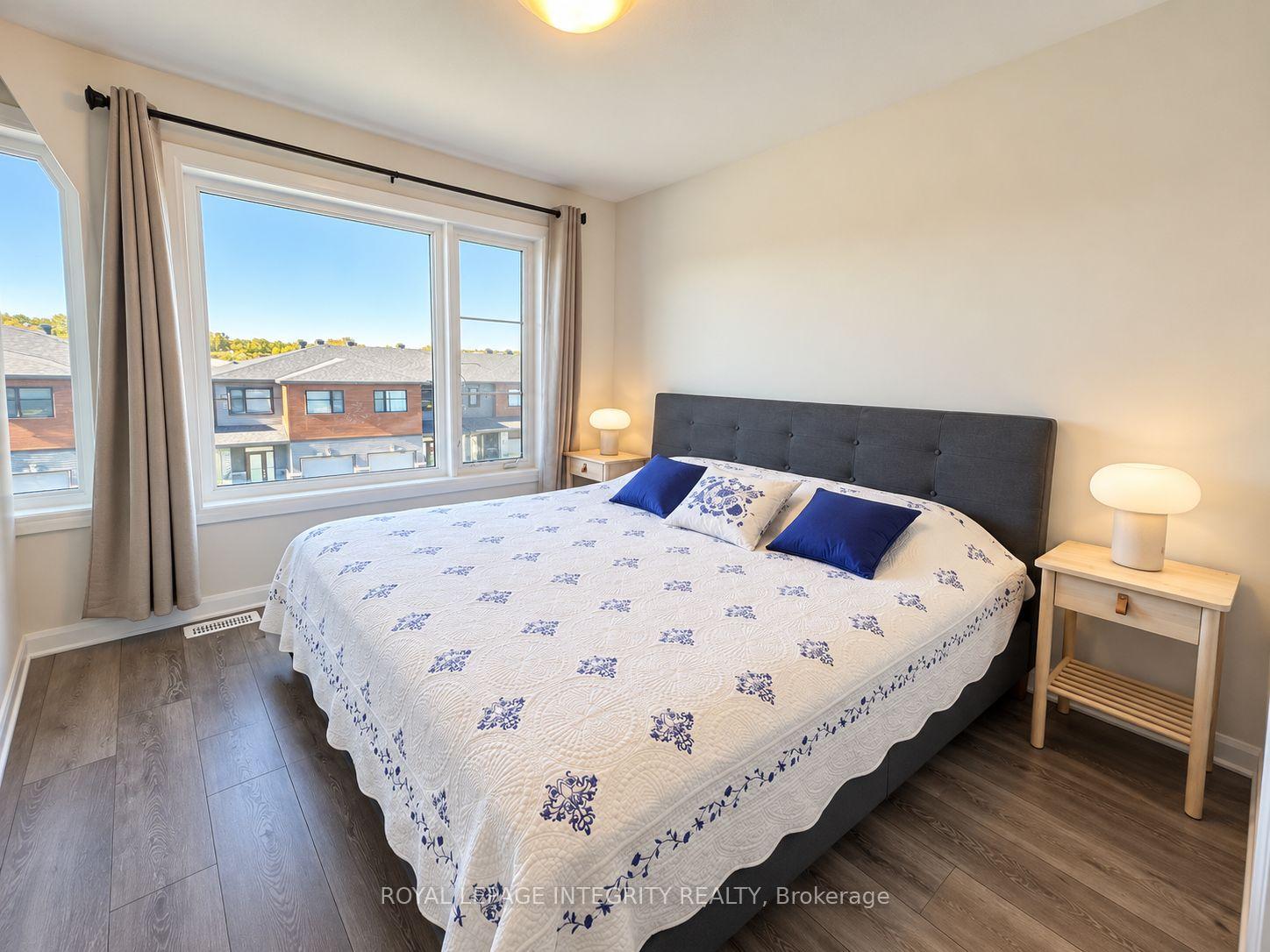 Photo 11 of 323 Gisborne Place, Ottawa, Kanata - Morgan's Grant/South March — HOMEH