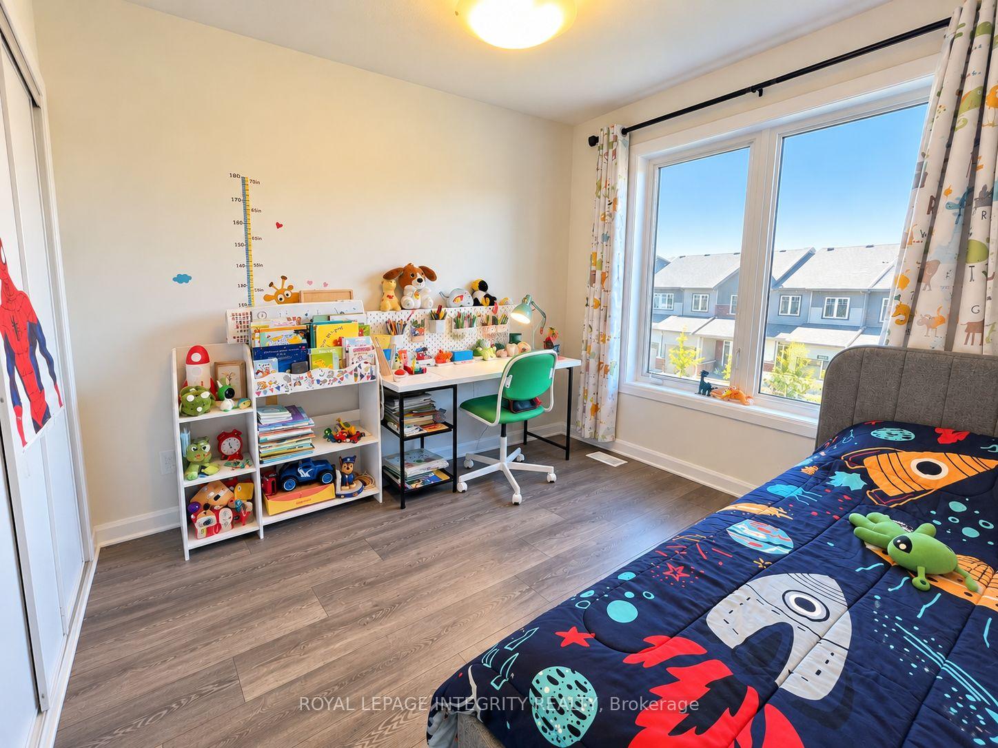 Photo 12 of 323 Gisborne Place, Ottawa, Kanata - Morgan's Grant/South March — HOMEH