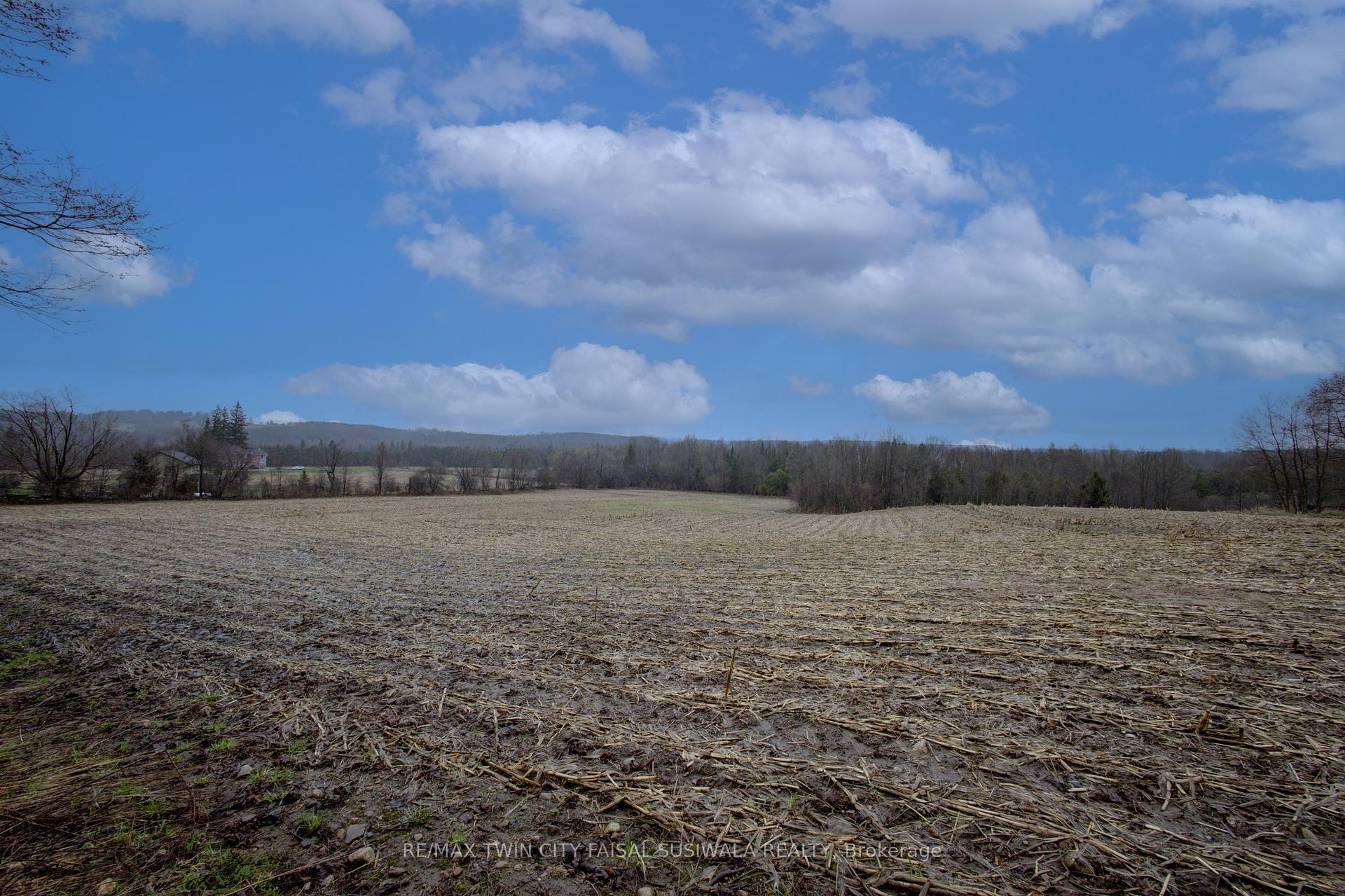 Photo of 5489 Fourth Line