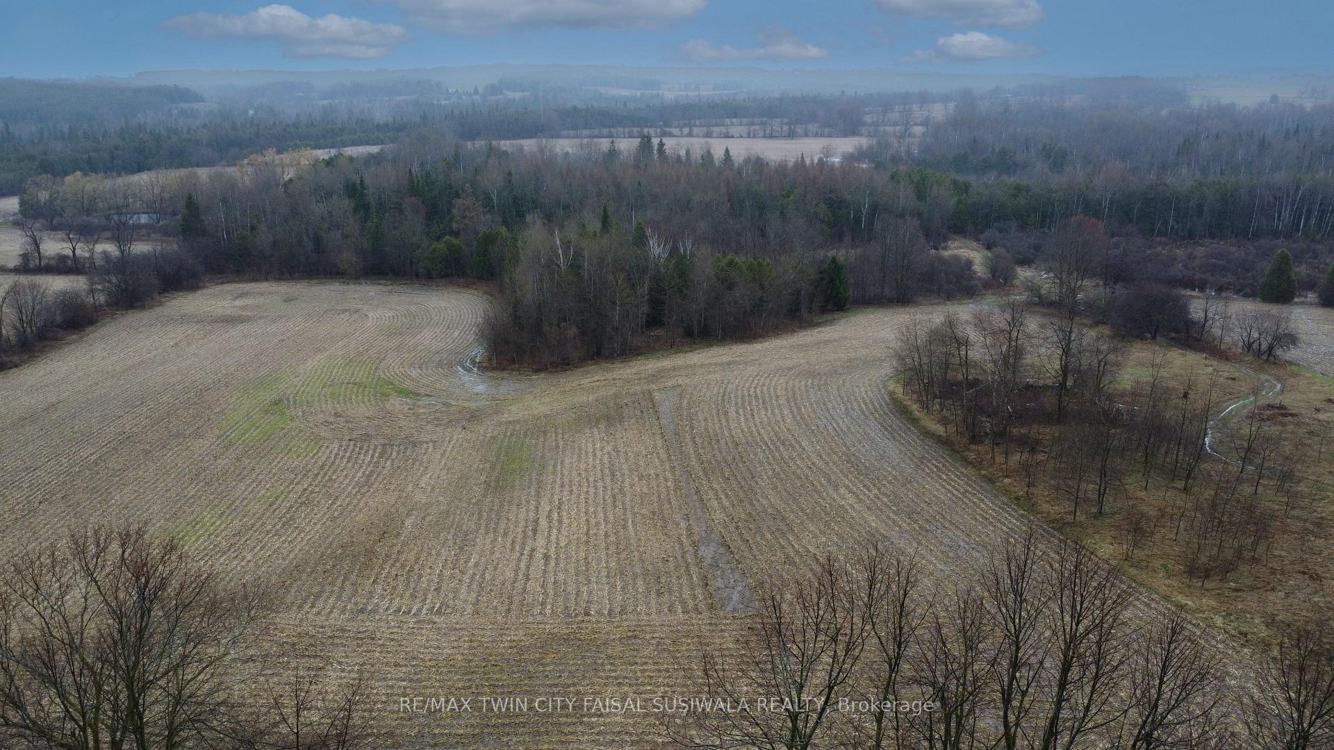 Photo 2 of 5489 Fourth Line, Erin, Rural Erin — HOMEH