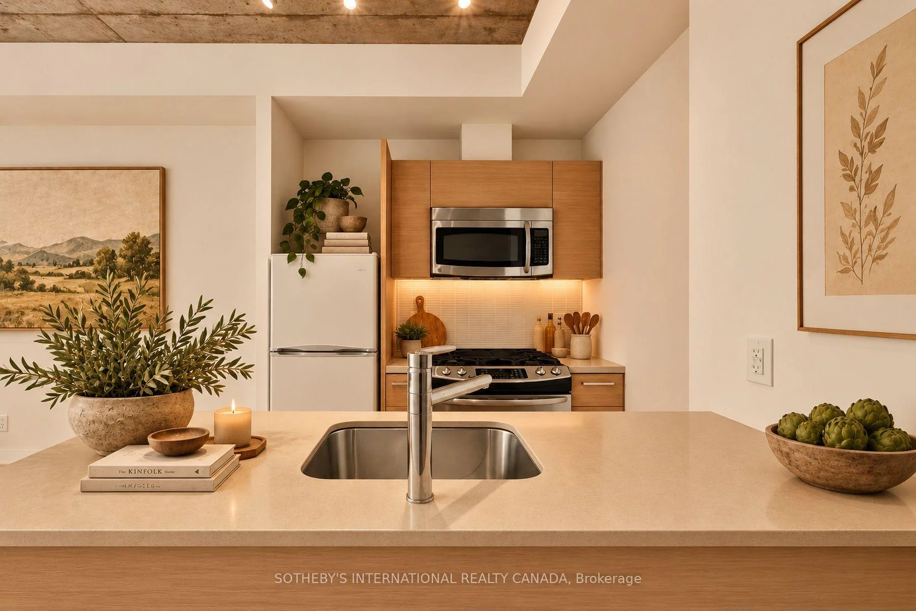 Photo 7 of Unit 406, 319 Carlaw Avenue, Toronto, South Riverdale — HOMEH