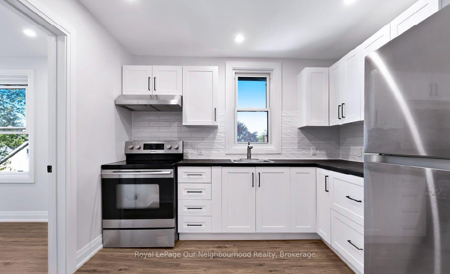 Photo 2 of Unit Unit 2, 5749 Summer Street, Niagara Falls, Hospital — HOMEH