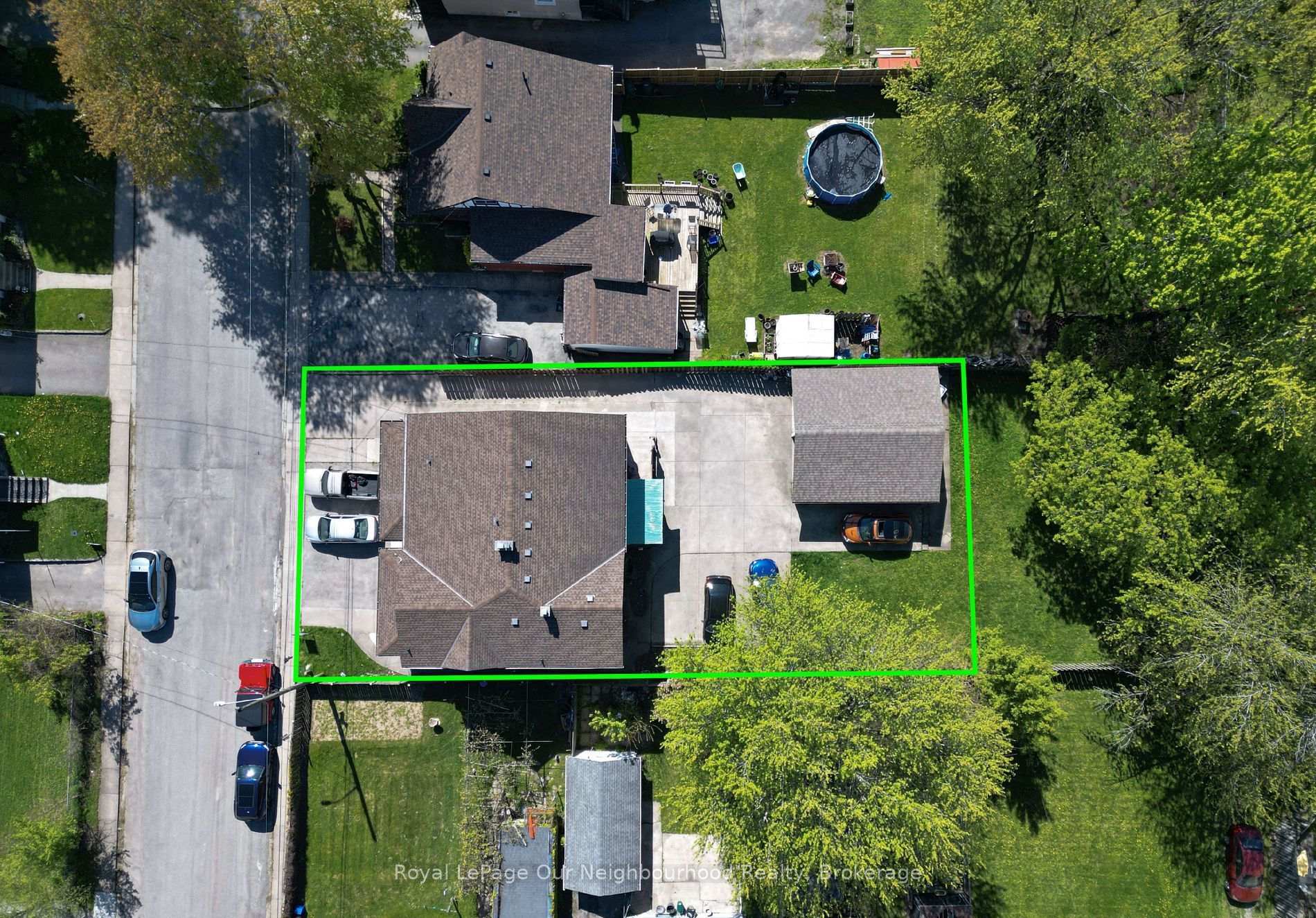 Photo 17 of Unit Unit 2, 5749 Summer Street, Niagara Falls, Hospital — HOMEH