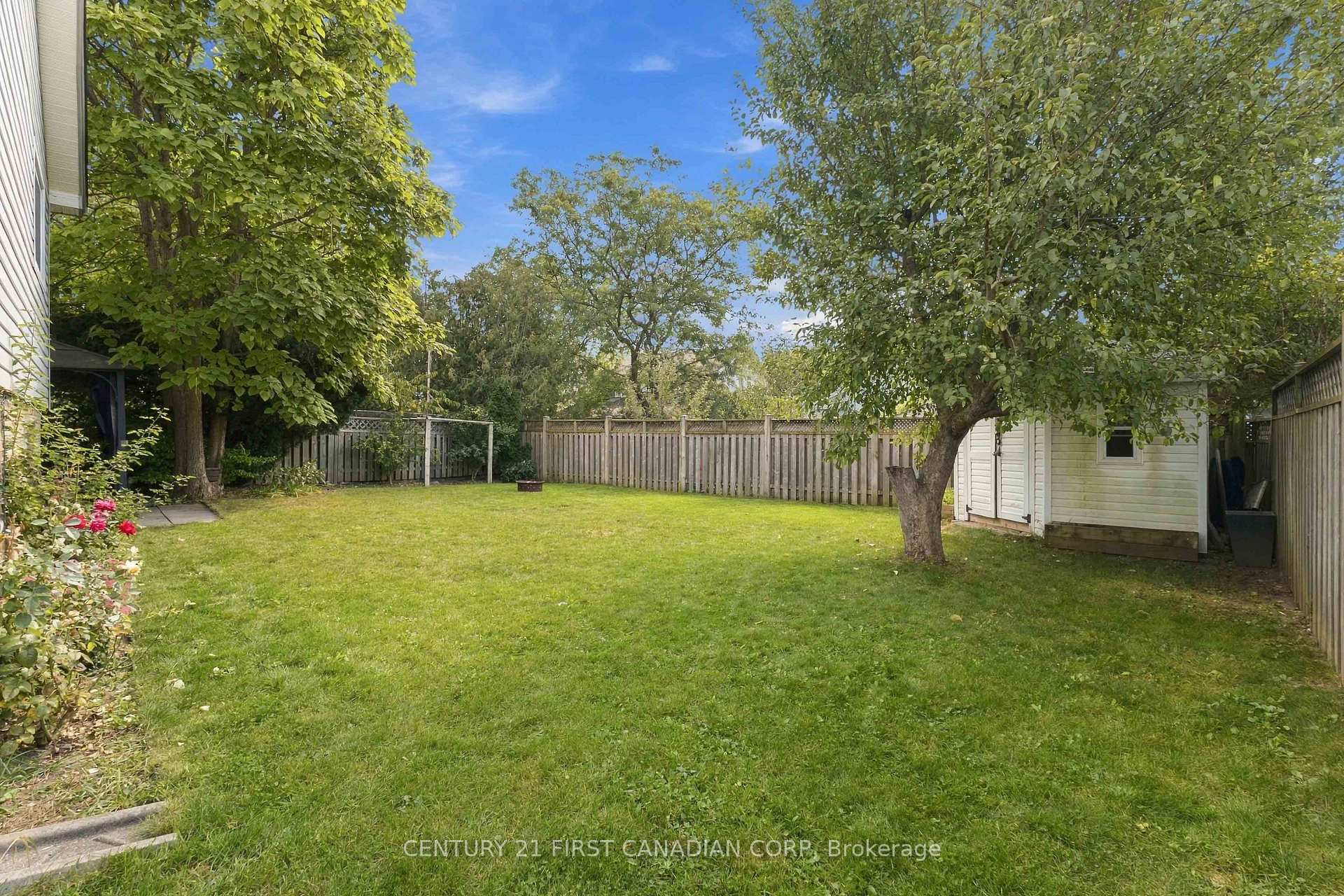 Photo 39 of 17 Archer Crescent, London, South X — HOMEH