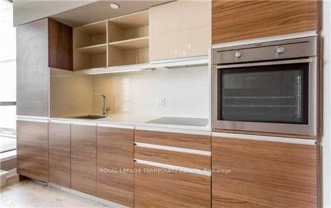 Photo 6 of Unit 509, 8 Gladstone Avenue, Toronto, Little Portugal — HOMEH