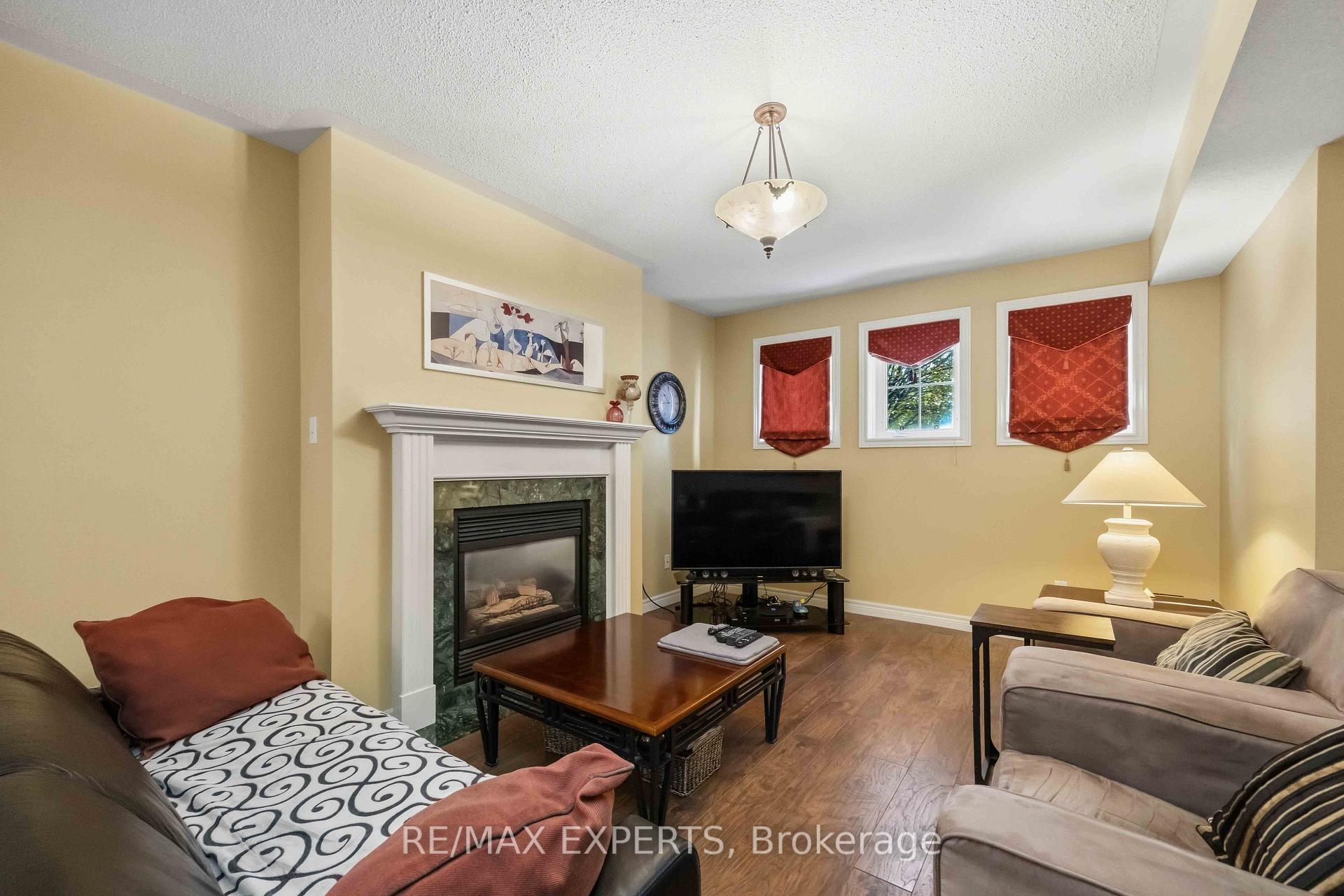 Photo 30 of 93 Velmar Drive, Vaughan, East Woodbridge — HOMEH