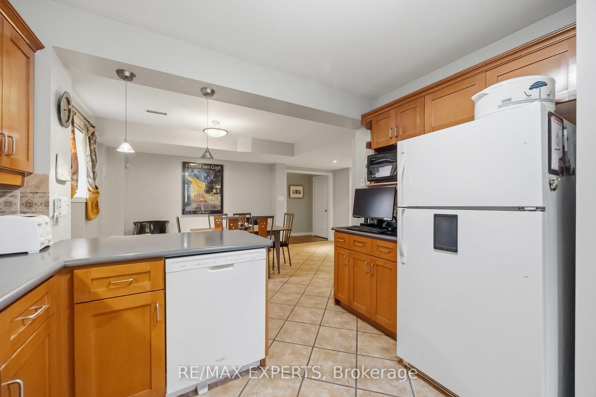 Photo 37 of 93 Velmar Drive, Vaughan, East Woodbridge — HOMEH
