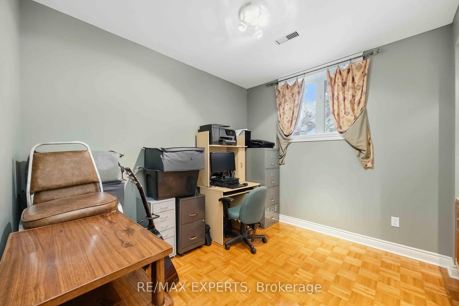 Photo 40 of 93 Velmar Drive, Vaughan, East Woodbridge — HOMEH