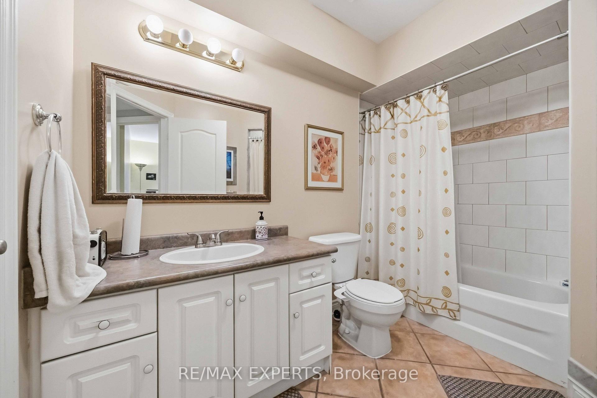 Photo 43 of 93 Velmar Drive, Vaughan, East Woodbridge — HOMEH