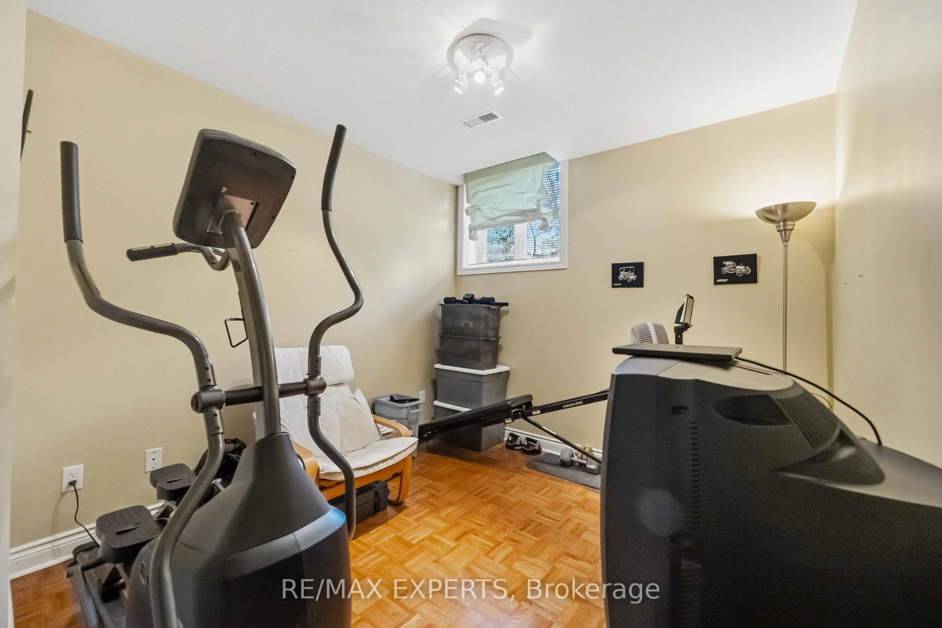 Photo 42 of 93 Velmar Drive, Vaughan, East Woodbridge — HOMEH