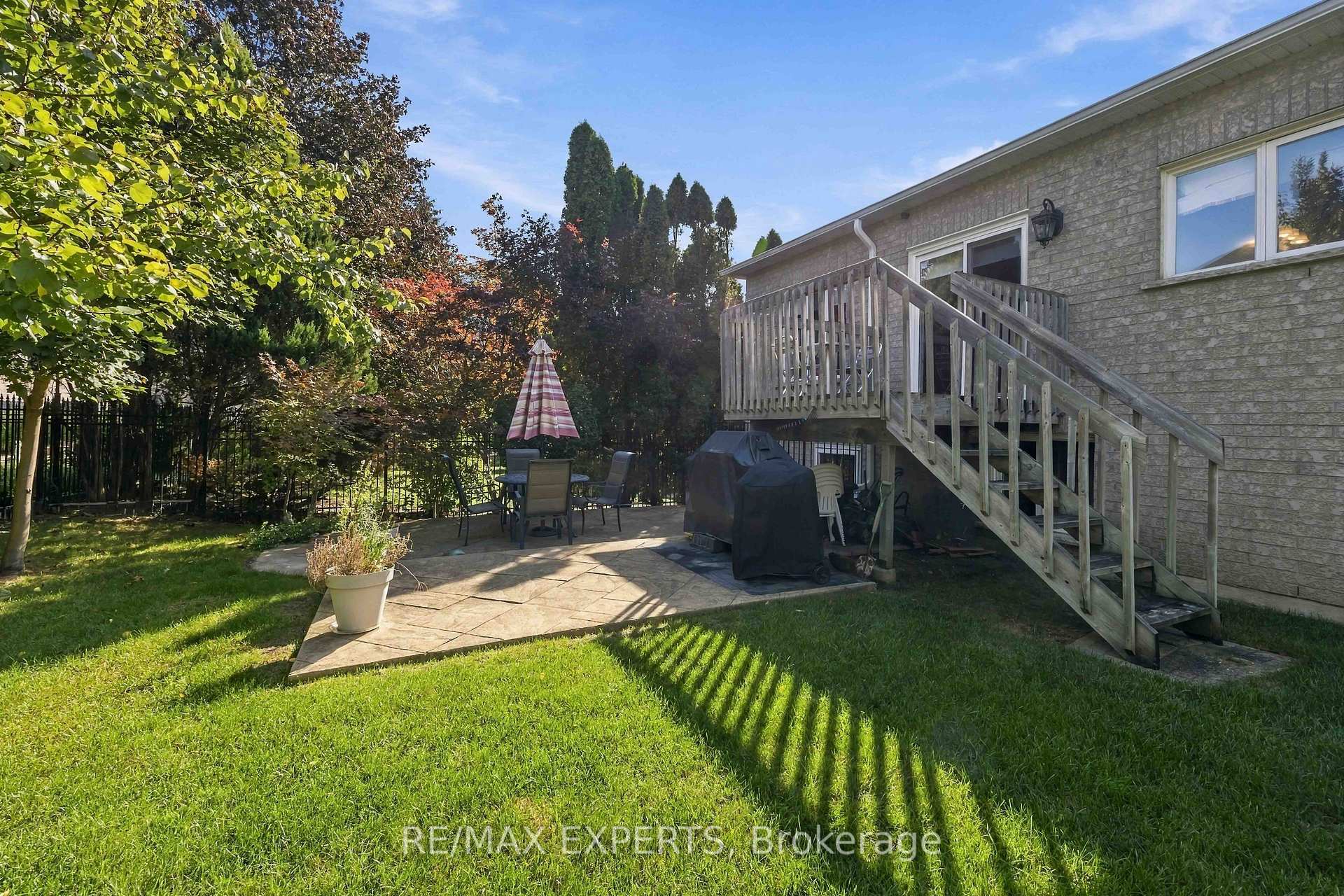 Photo 48 of 93 Velmar Drive, Vaughan, East Woodbridge — HOMEH