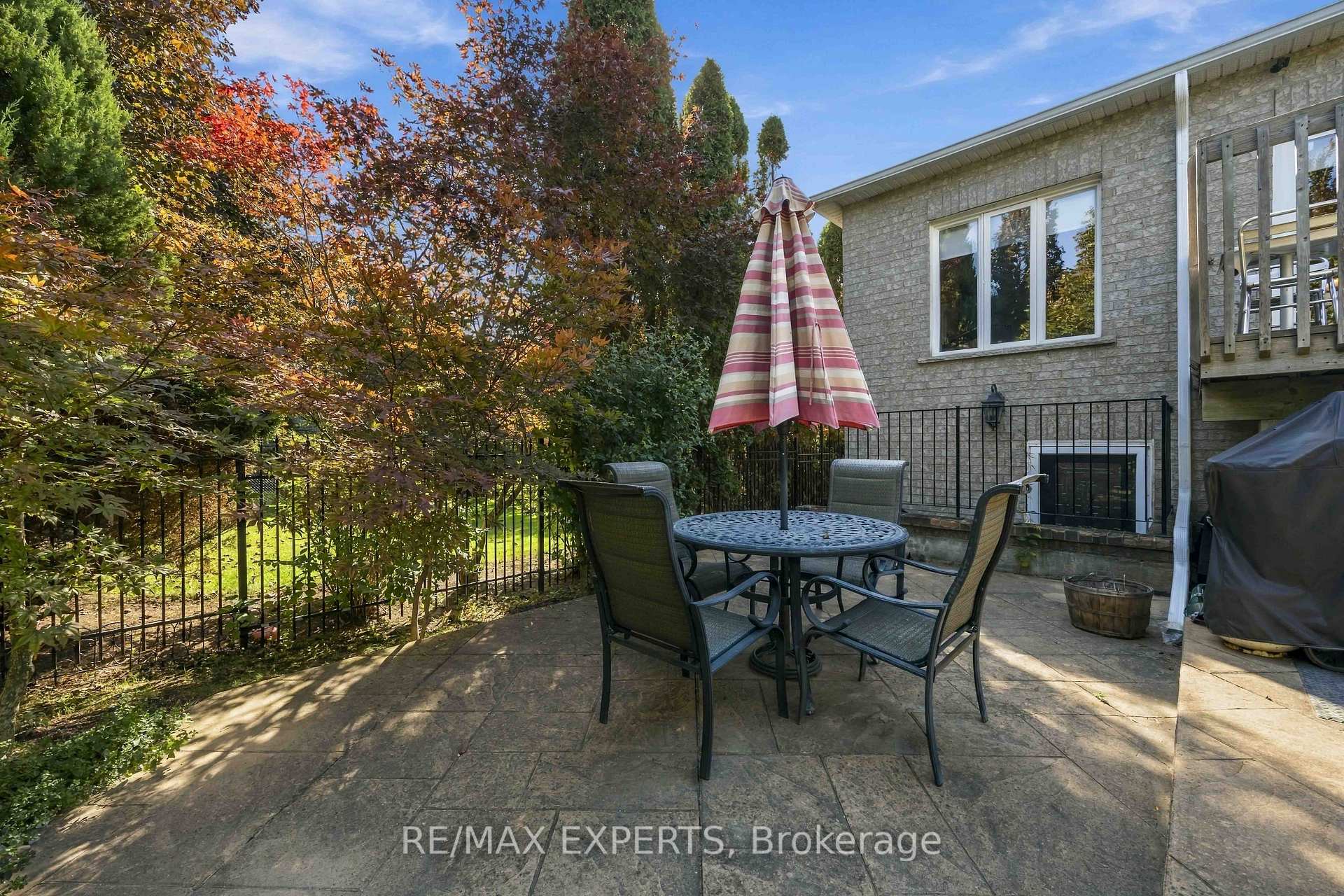 Photo 49 of 93 Velmar Drive, Vaughan, East Woodbridge — HOMEH