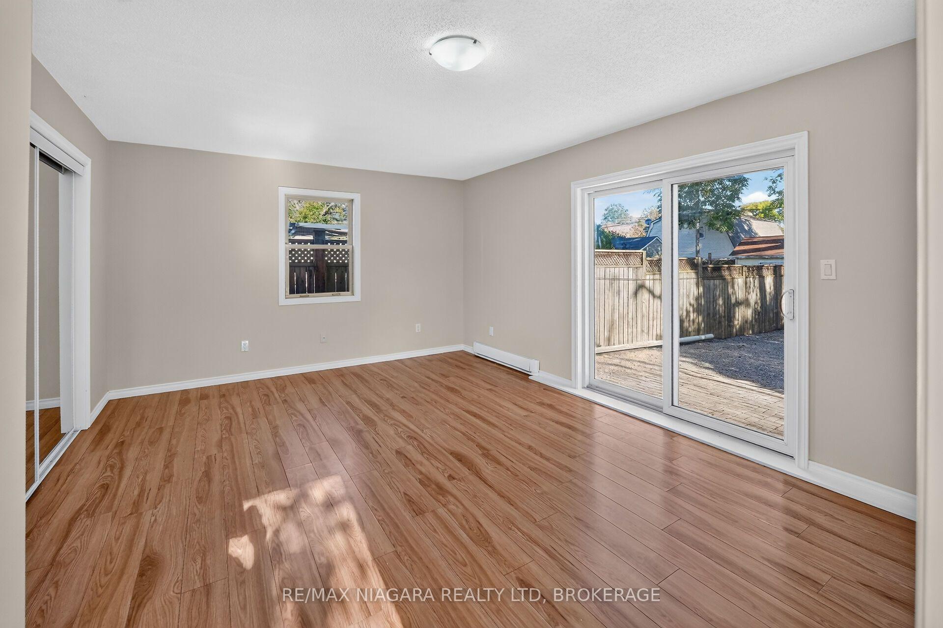 Photo 15 of 15 Adelaide Street, Grimsby, Grimsby West — HOMEH