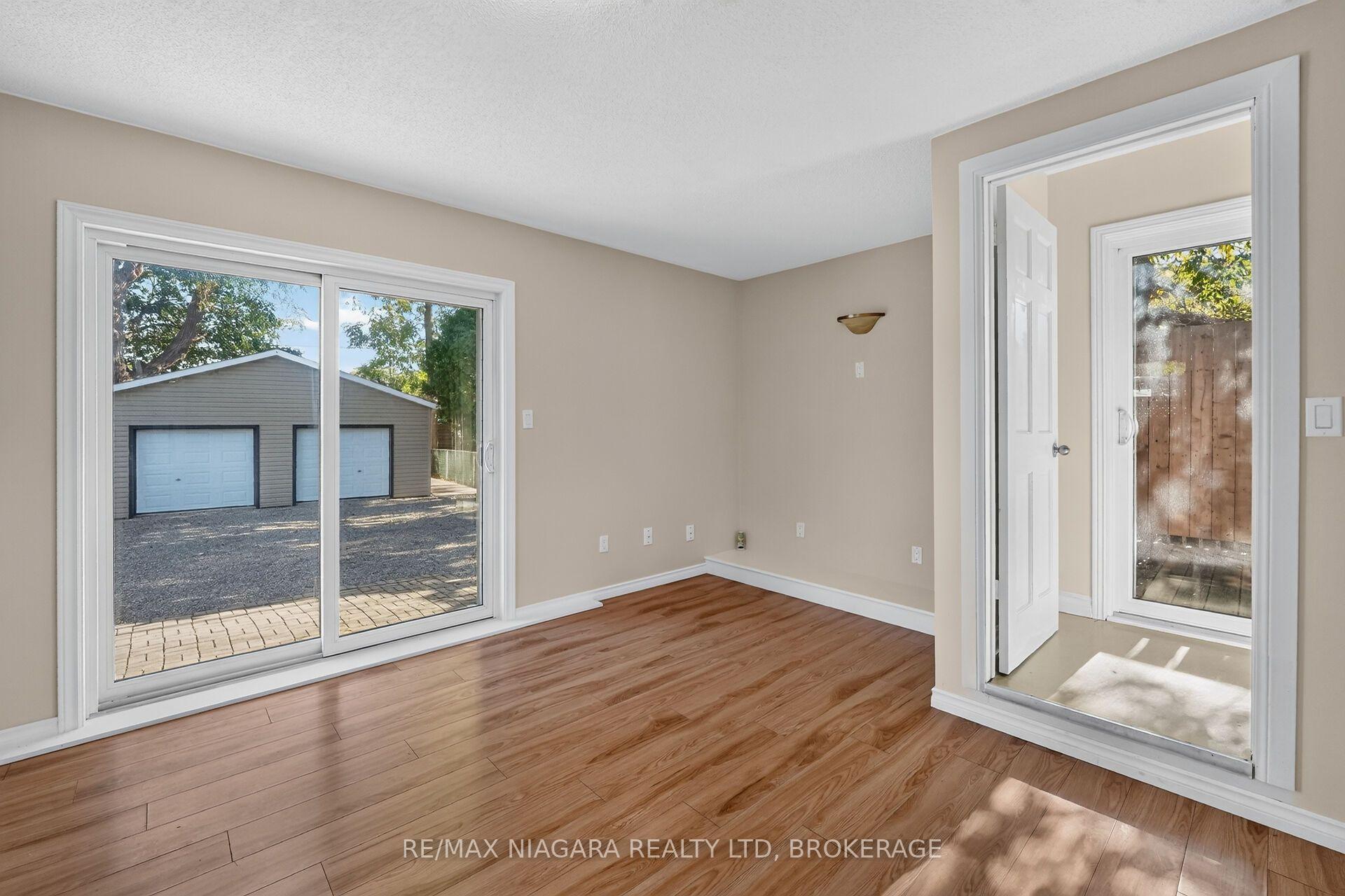 Photo 19 of 15 Adelaide Street, Grimsby, Grimsby West — HOMEH