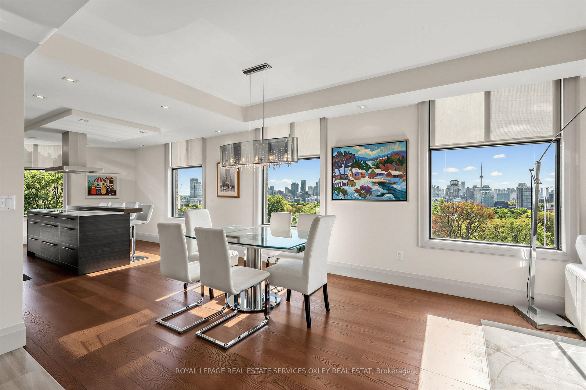 Photo 3 of Unit 8, 423 Avenue Road, Toronto, Yonge-St. Clair — HOMEH