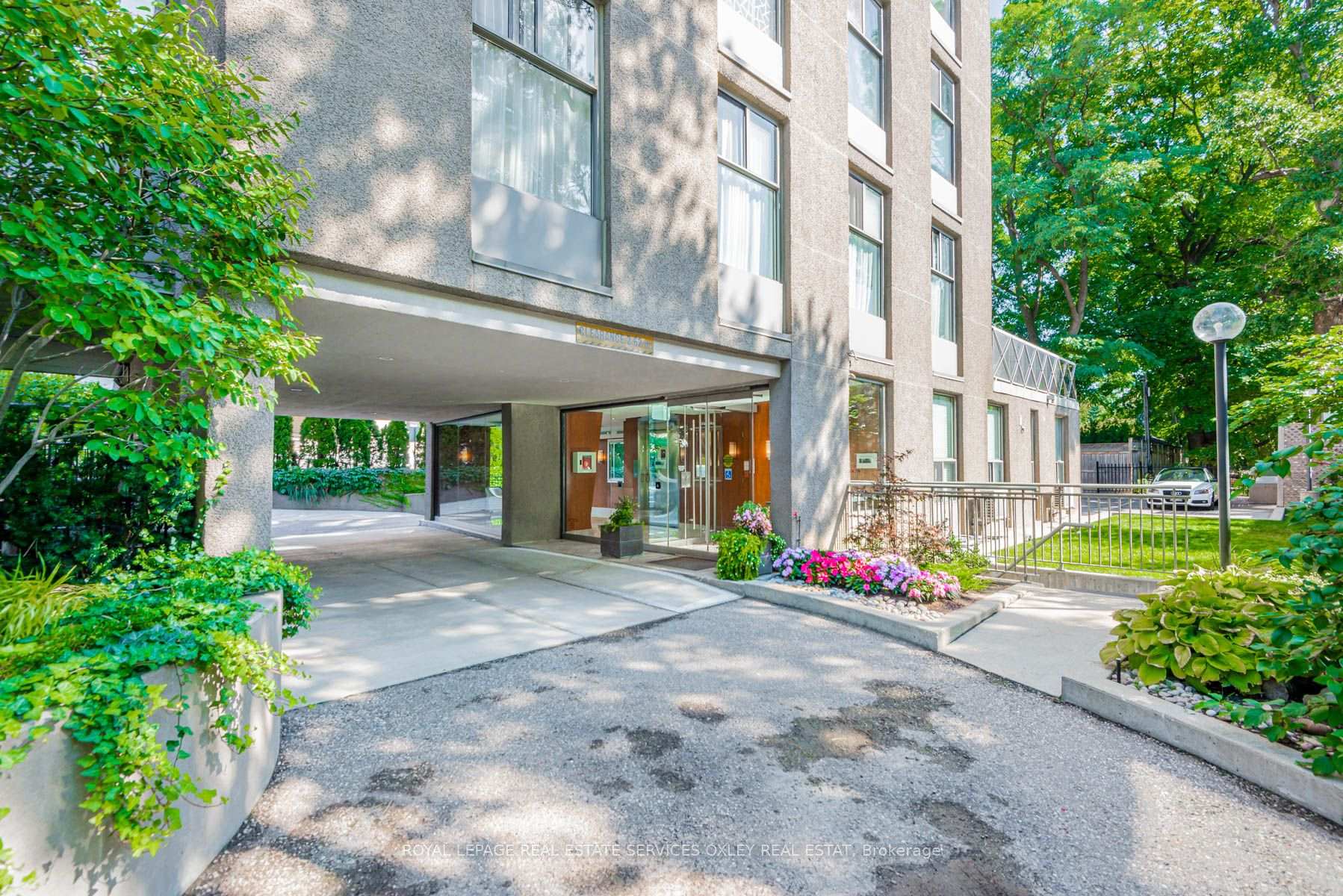 Photo 27 of Unit 8, 423 Avenue Road, Toronto, Yonge-St. Clair — HOMEH