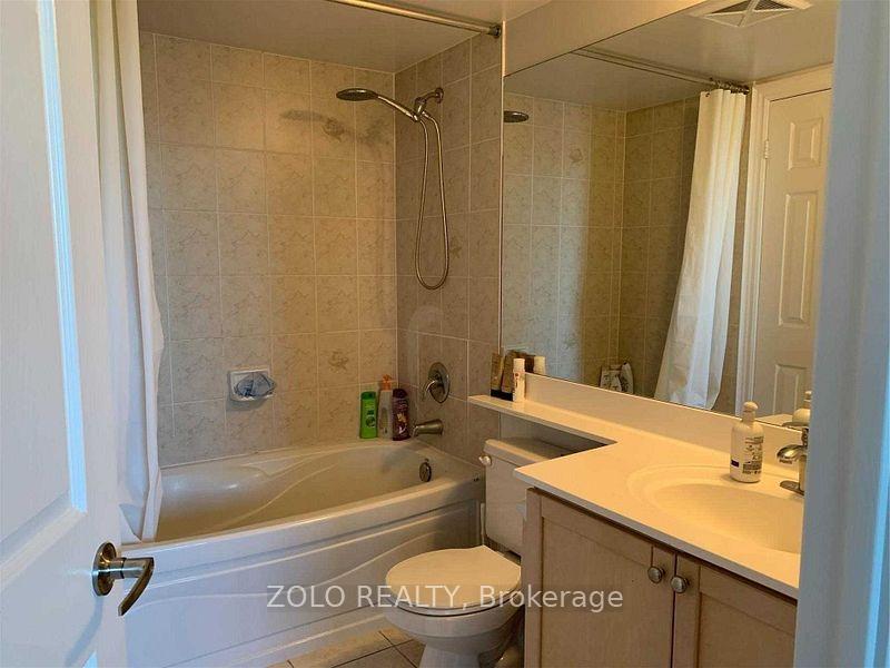 Photo 13 of Unit 318, 33 Cox Boulevard, Markham, Unionville — HOMEH