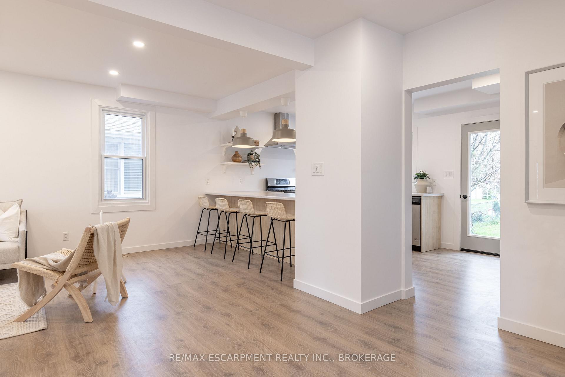 Photo 14 of Unit Main, 50 Fifth Street, Welland, Lincoln/Crowland — HOMEH