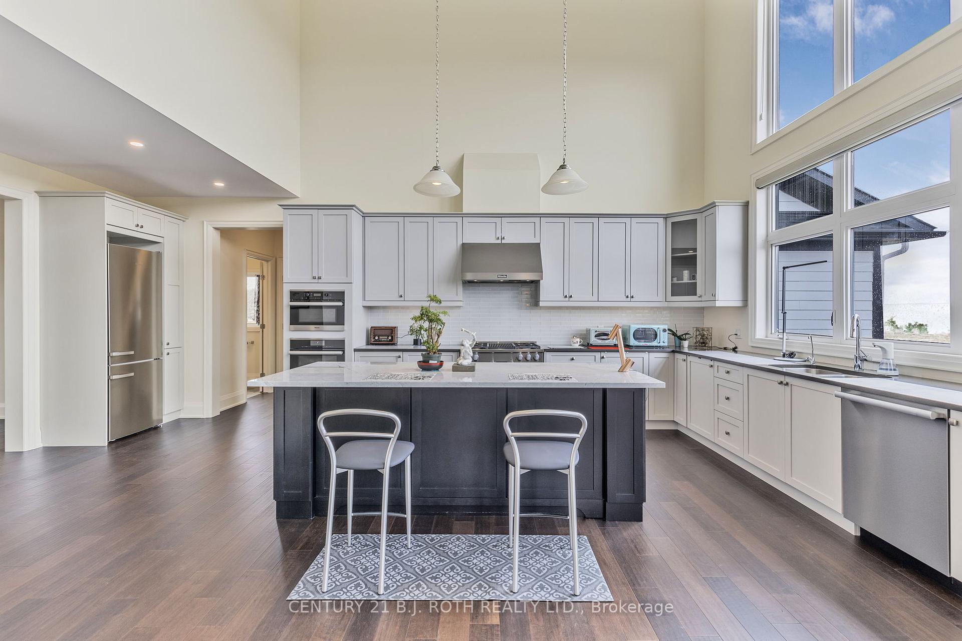 Photo 15 of 8 Morgan Drive, Oro-Medonte, Rural Oro-Medonte — HOMEH